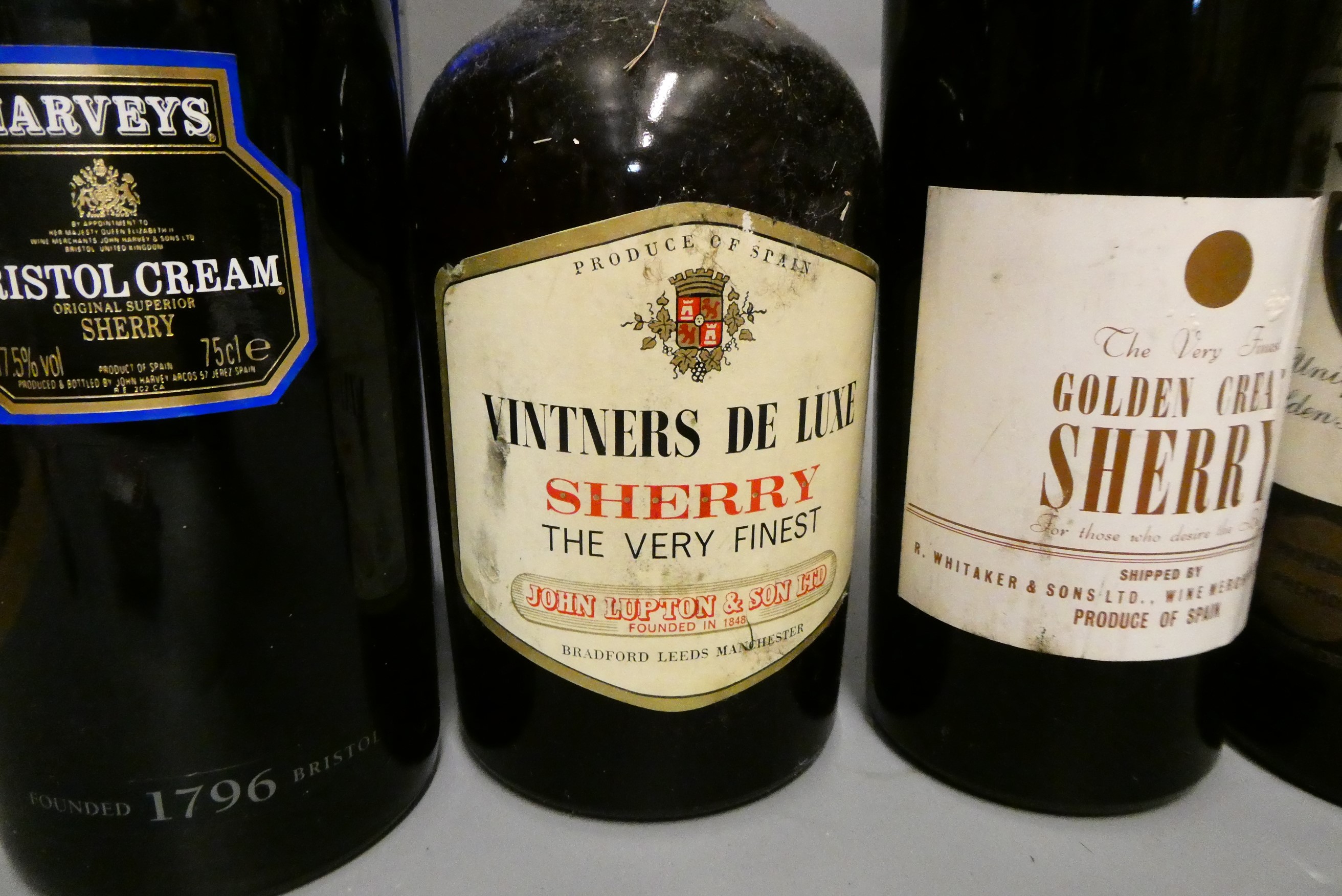 Eleven bottles of sherry, inlcuding Jerez Cream, South African medium dry, Pedro Domecq celebraion Image
