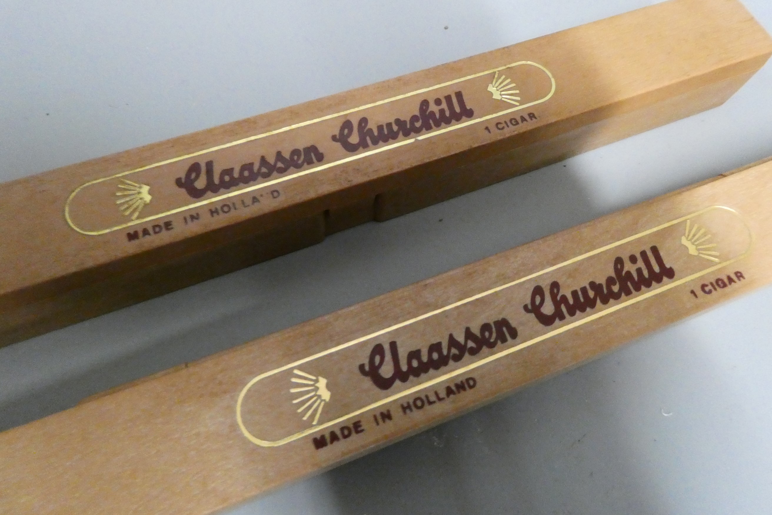 10 Henri Wintermans Royals cigars, boxed, together with two Claassen Churchill cigars in containers Image