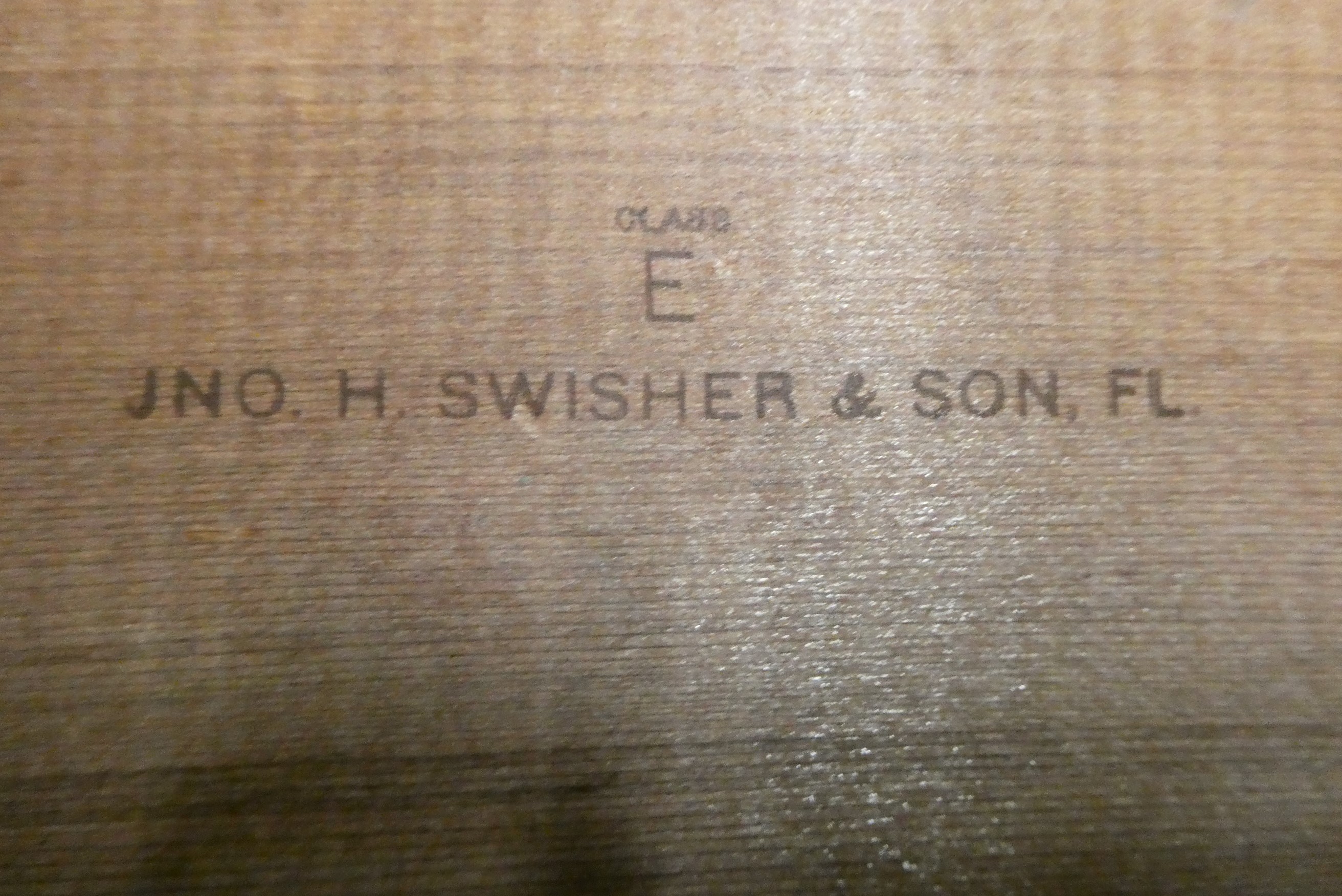 24 King Edward Invincible De Luxe cigars, boxed (Est. plus 24% premium inc. VAT) Image