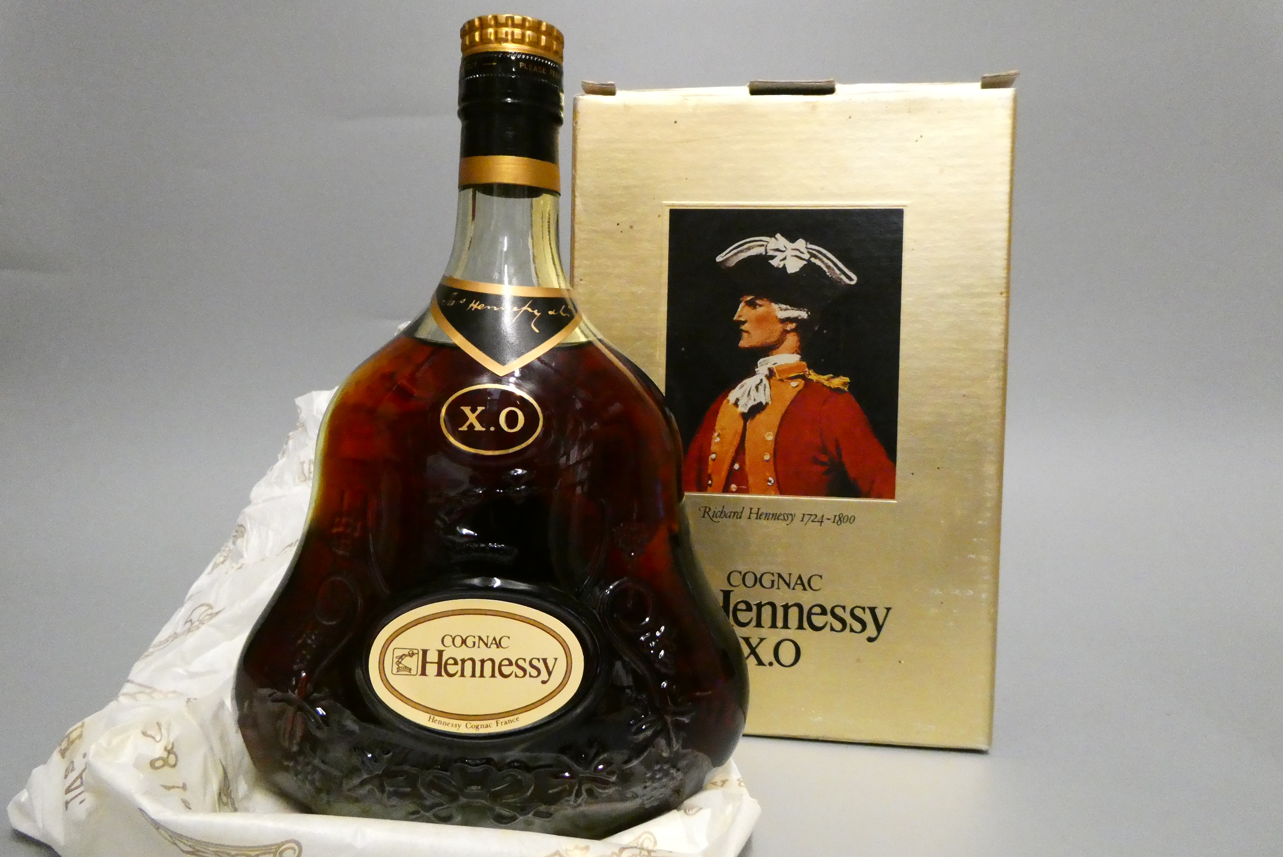 Hennessy XO cognac, boxed (Est. plus 24% premium inc. VAT) Image