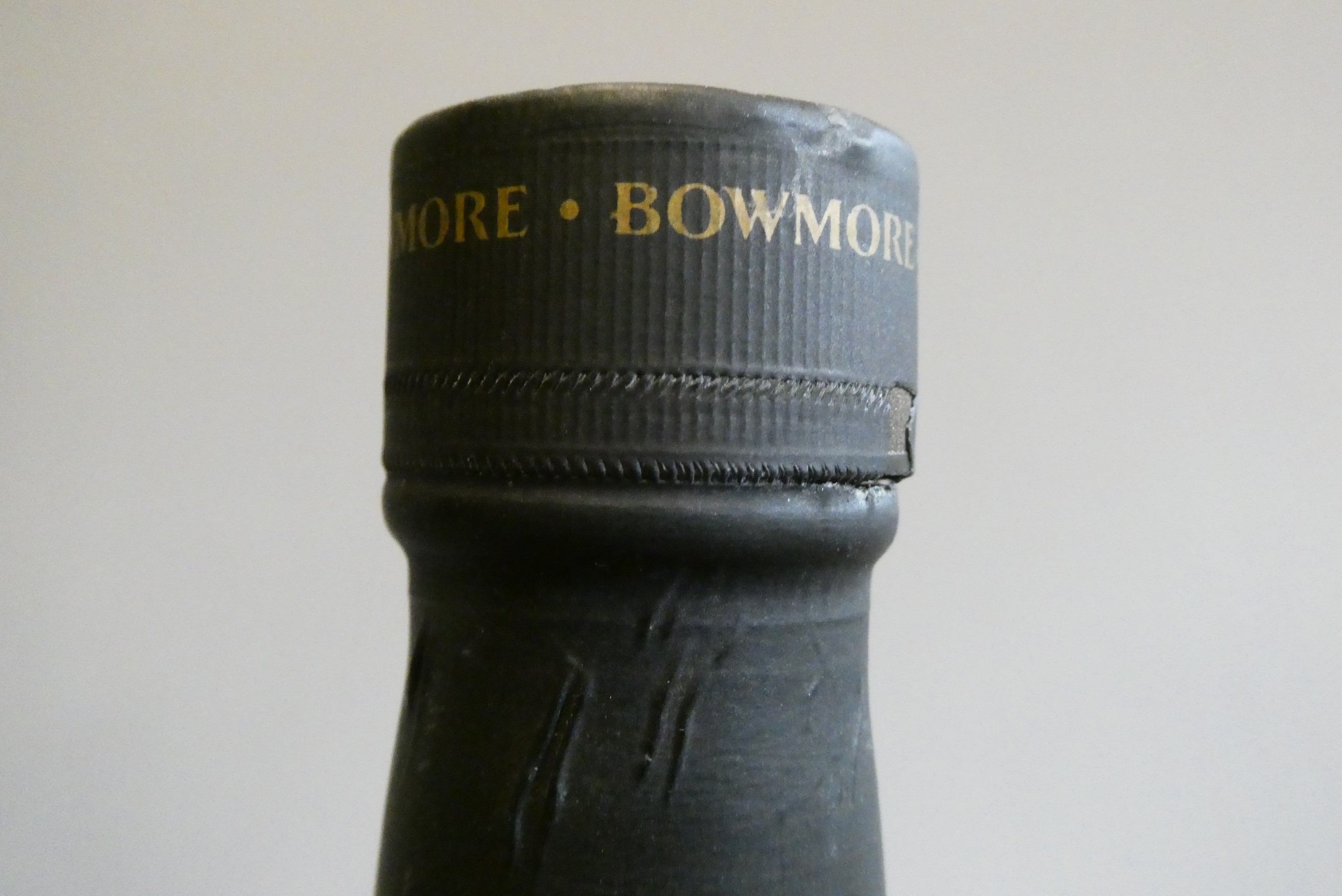 Bowmore 12yr old Islay single malt whisky, 1litre, 43% (Est. plus 24% premium inc. VAT) Image