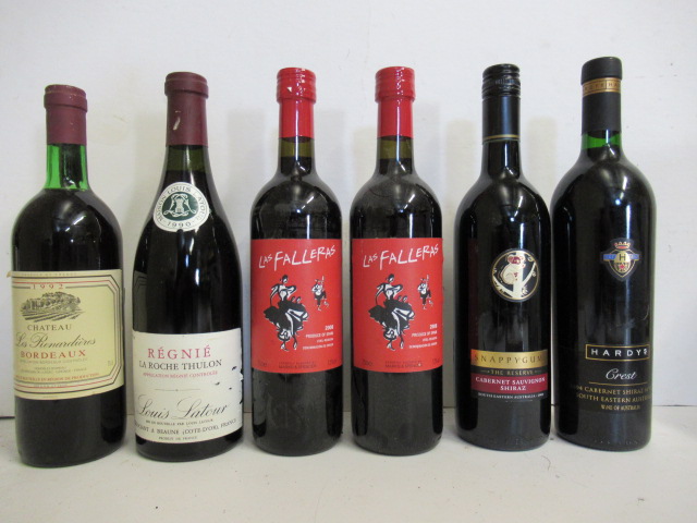 One bottle 1992 Chateau Les Renardieres Bordeaux Image