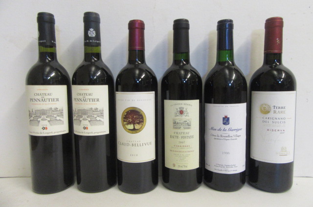 One bottle 2010 Chateau Claud-Bellevue Image