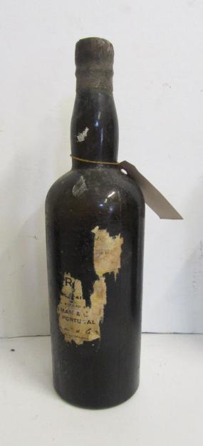 One bottle 1945 Sandeman Image