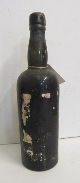 One bottle 1945 Sandeman Image