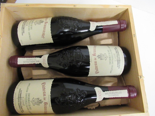 Six bottles 2007 Chateau Beaucastel Chateauneuf-du-Pape Image