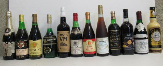 One bottle Moscato Spumanti Image