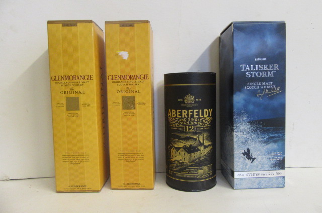 One bottle Aberfeldy 12 year old Highland Malt Image