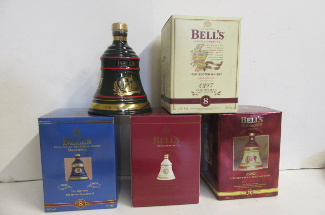 Five Bell's decanters of eight year old blended Image