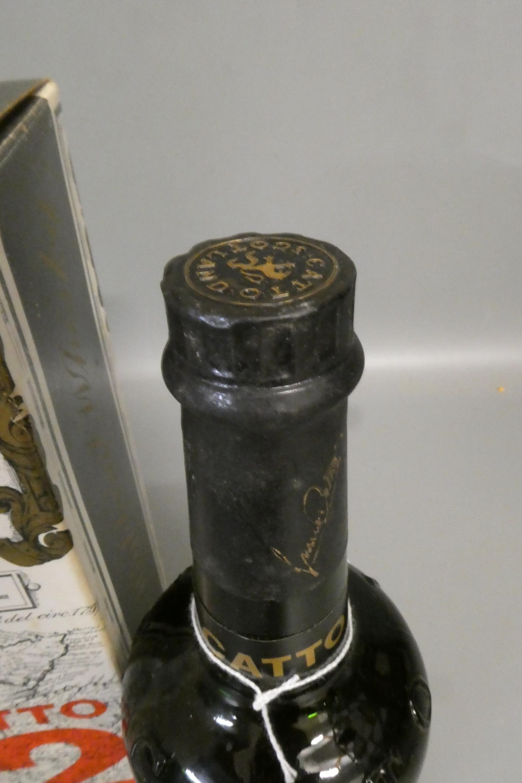 One bottle James Catto 12yr old Highland whisky, 75°, 26 2/3 fl. ozs., boxed (Est. plus 24% premium Image