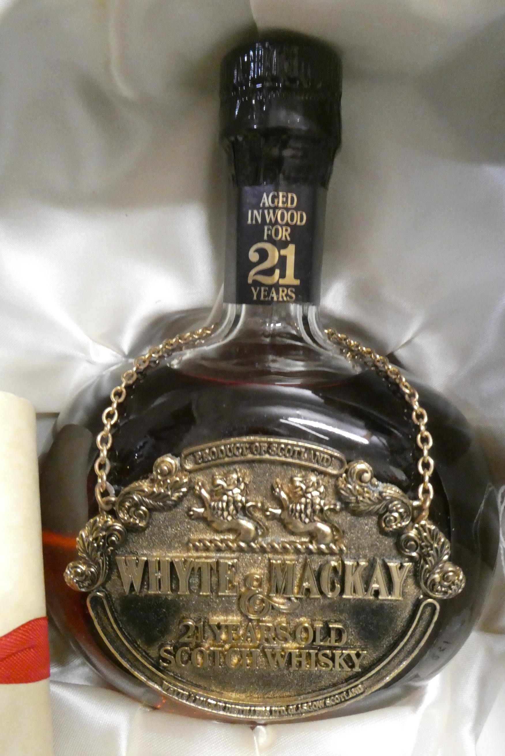 One bottle Whyte & Mackay 21yr old Scotch whisky, 43%, 75cl, boxed (Est. plus 24% premium inc. VAT) Image