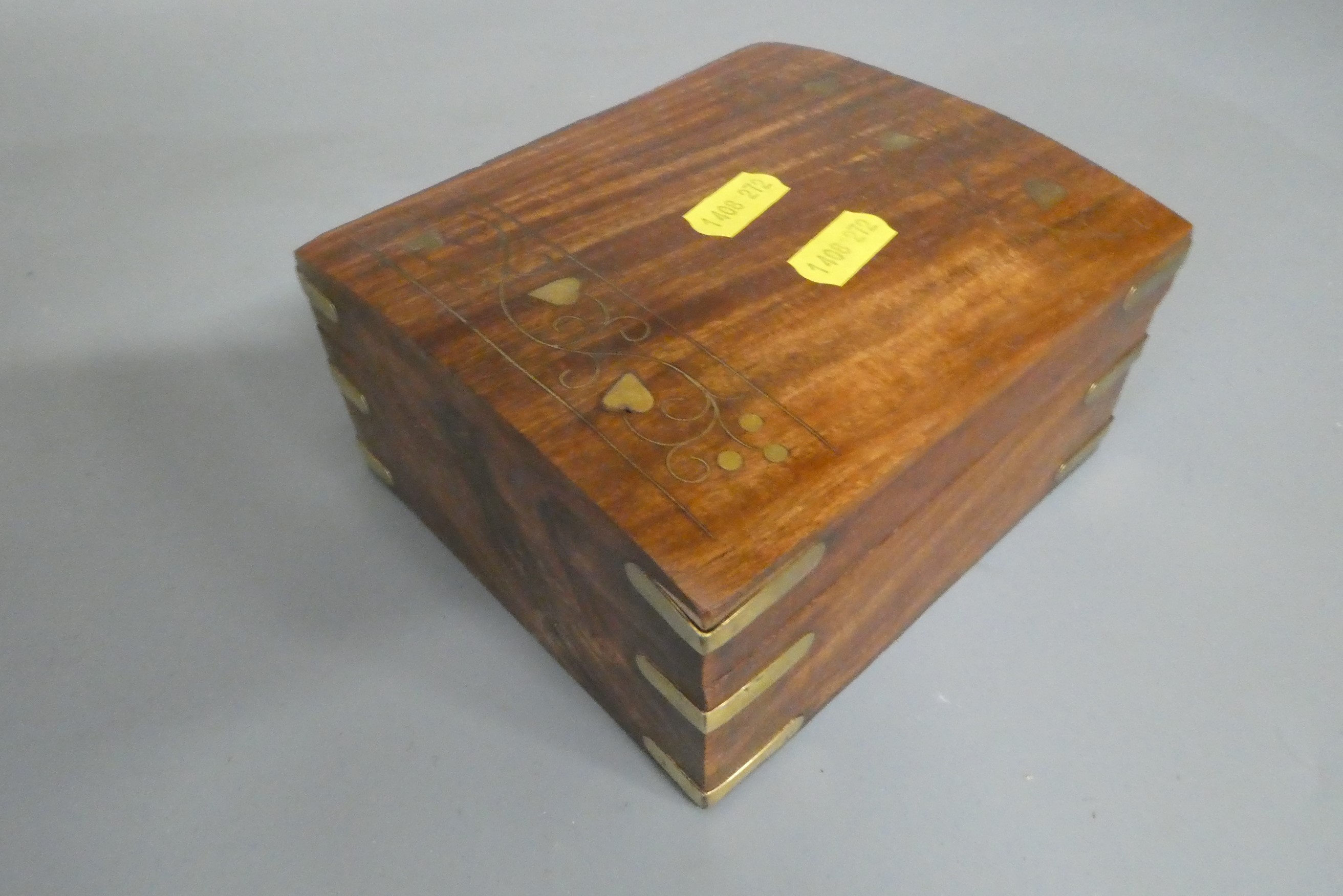 Twenty eight Villiger Premium No.7 cigars, all seperately wrapped and contained within an original Image