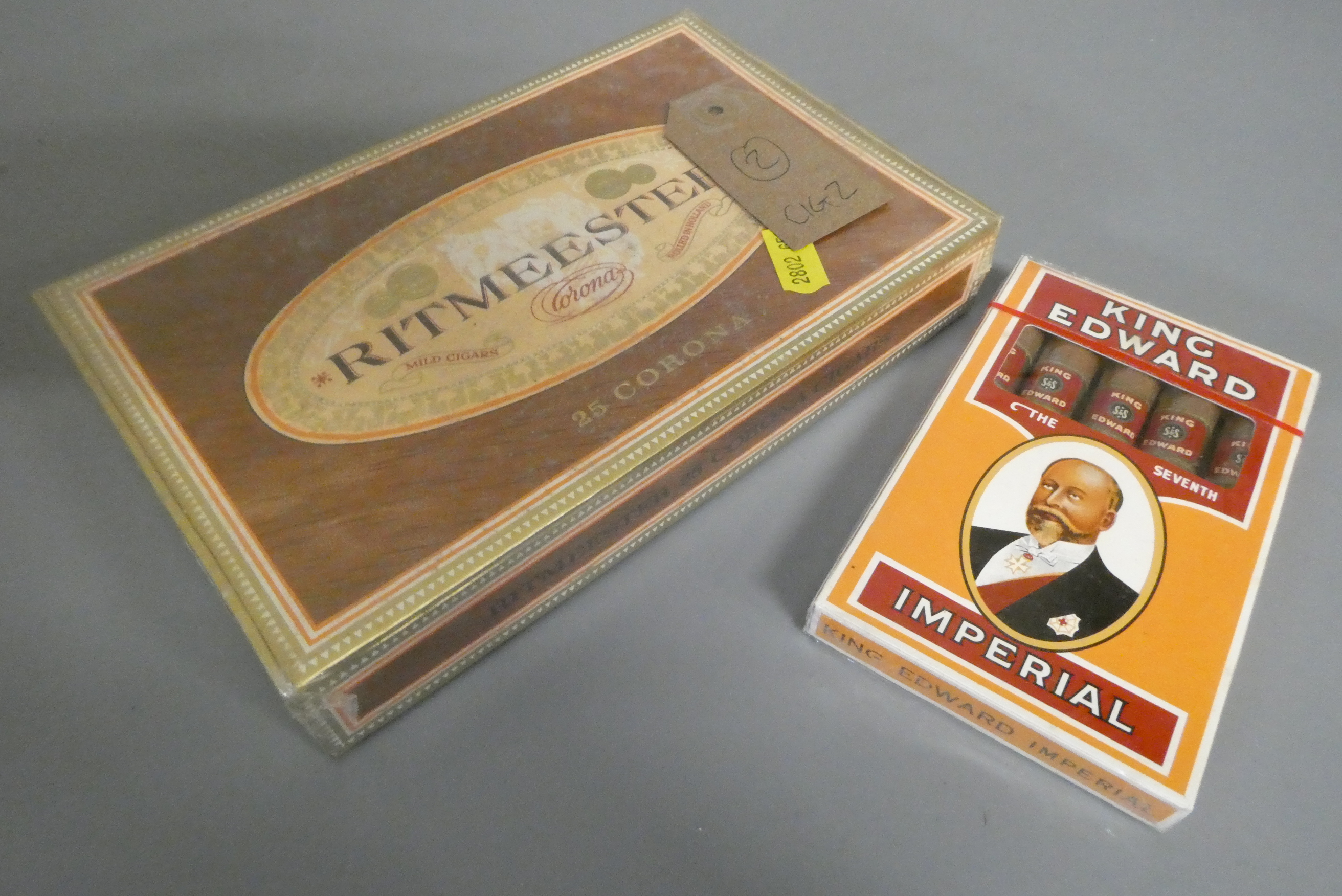 Twenty five Ritmeester Corona cigars, boxed, together with five King Edward Imperial cigars, boxed Image