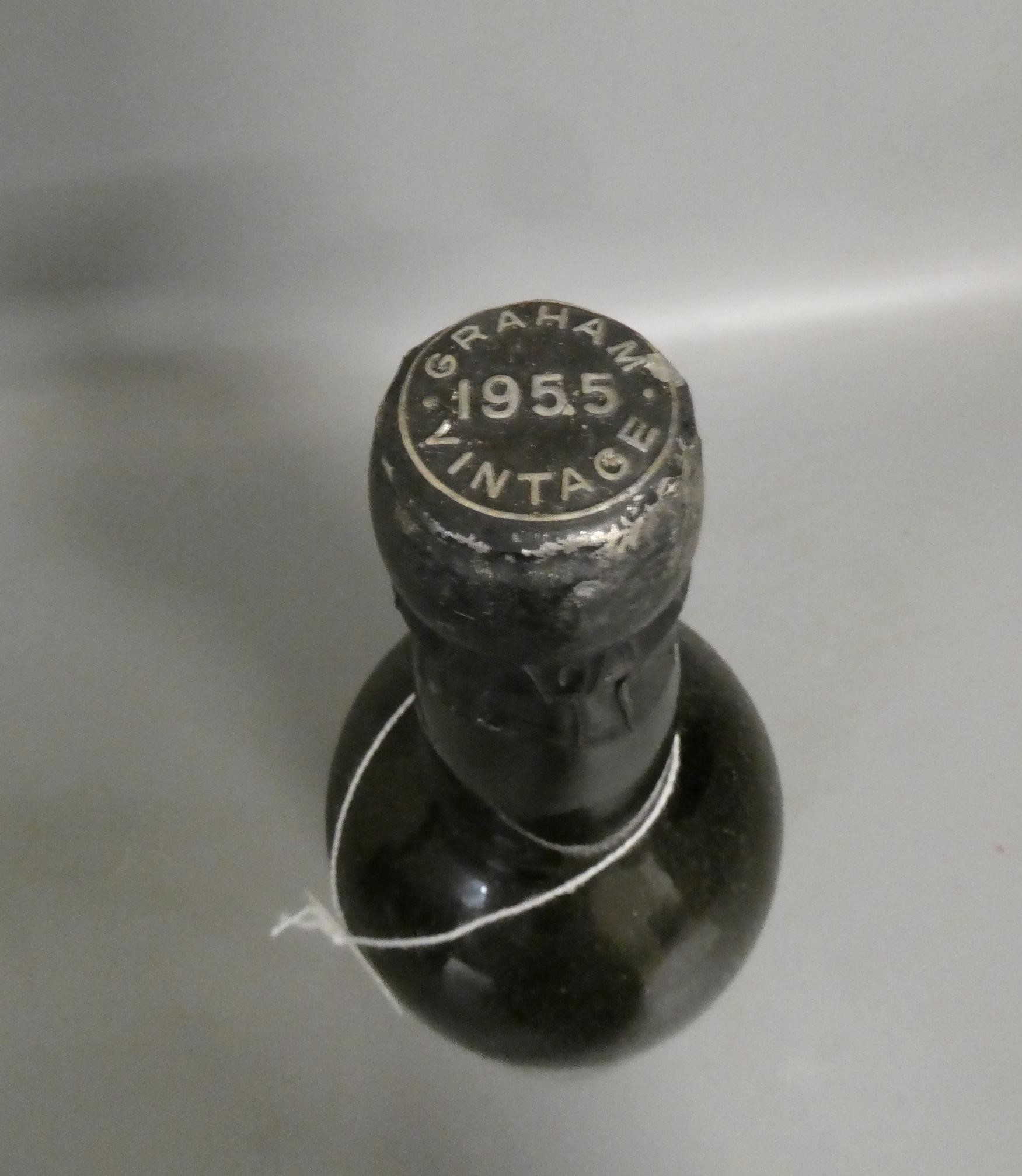 One bottle Graham's 1955 vintage port (Est. plus 24% premium inc. VAT) Image
