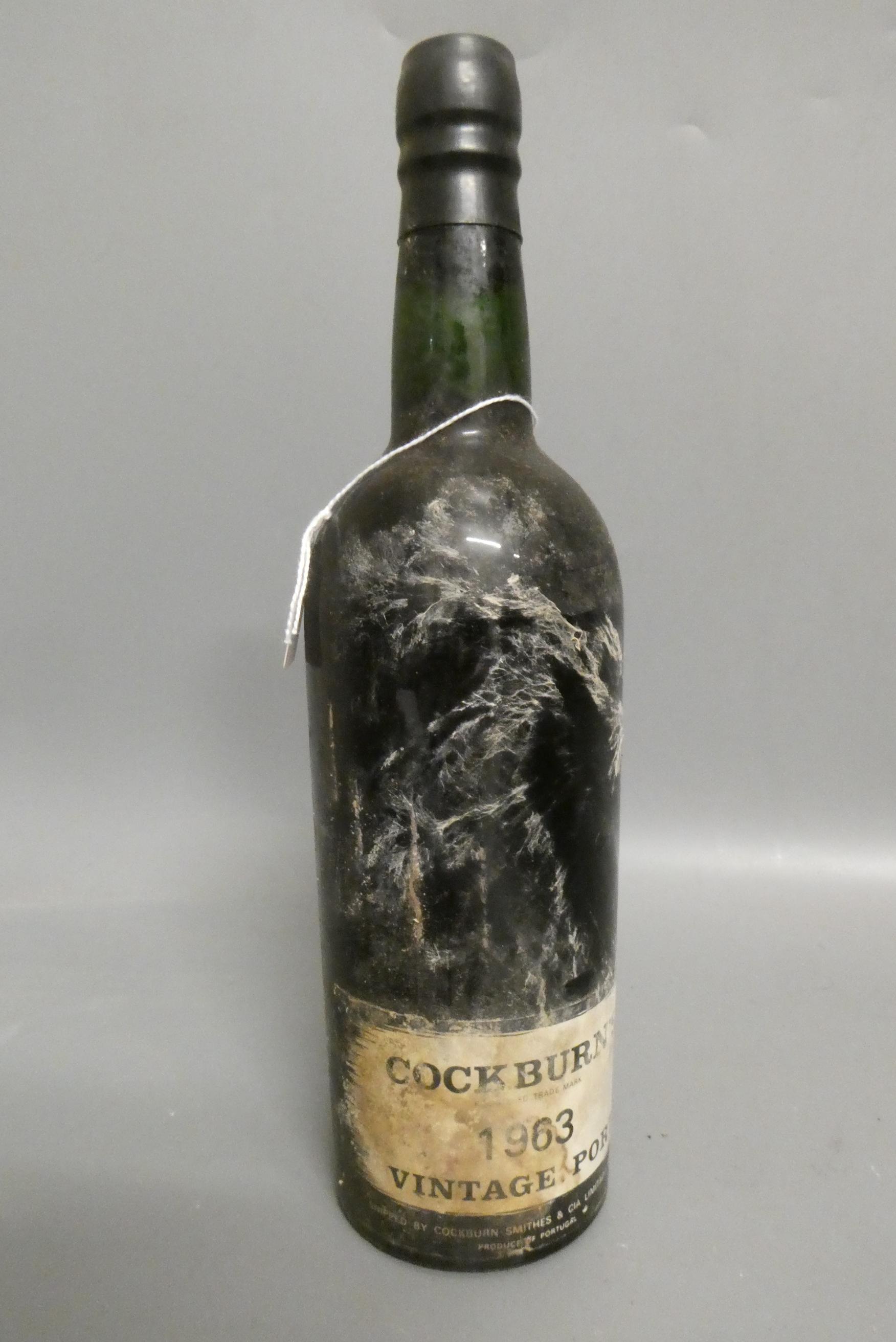 One bottle Cockburn's 1963 vintage port (Est. plus 24% premium inc. VAT) Image