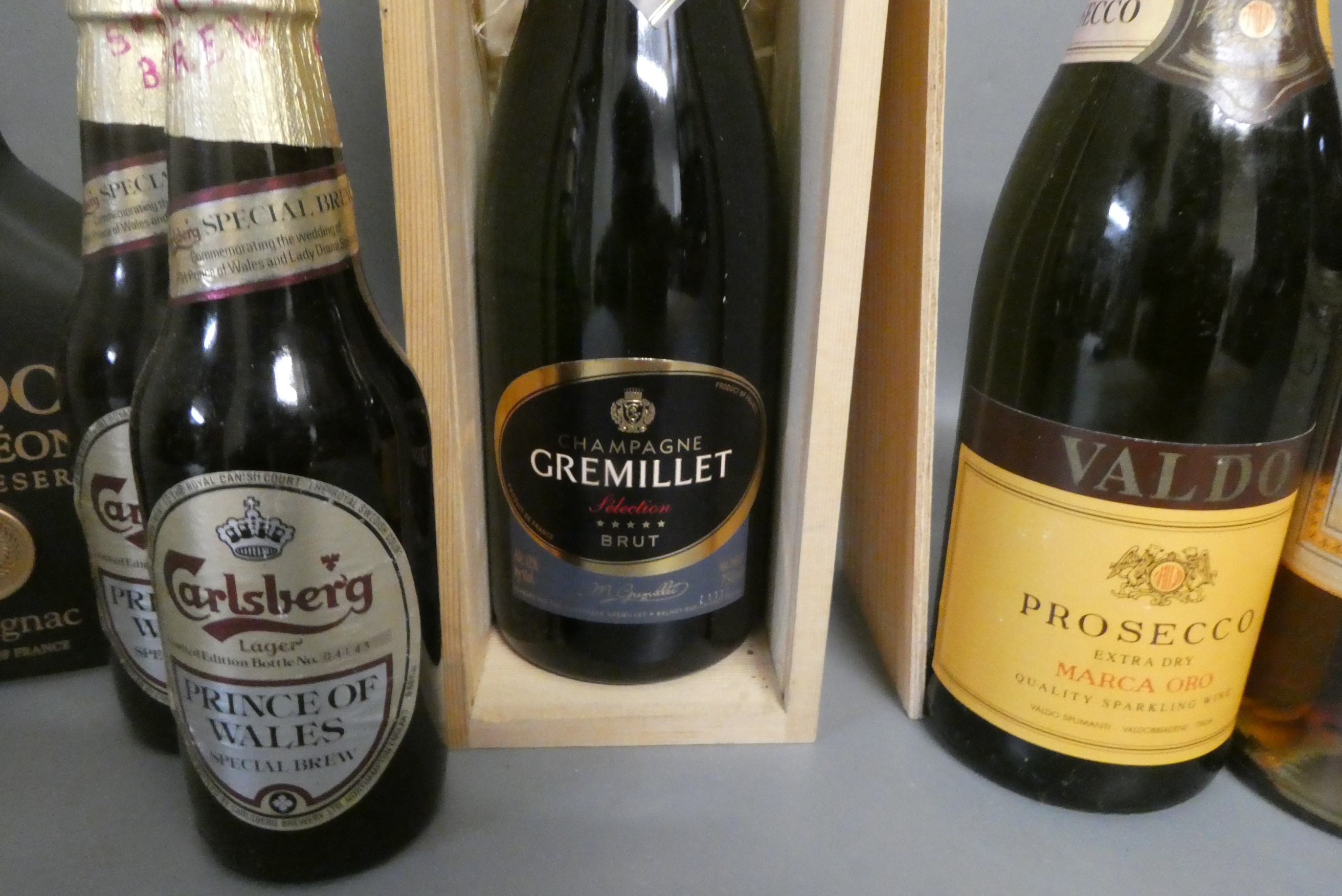 Seven bottles of mixed alcohol Image