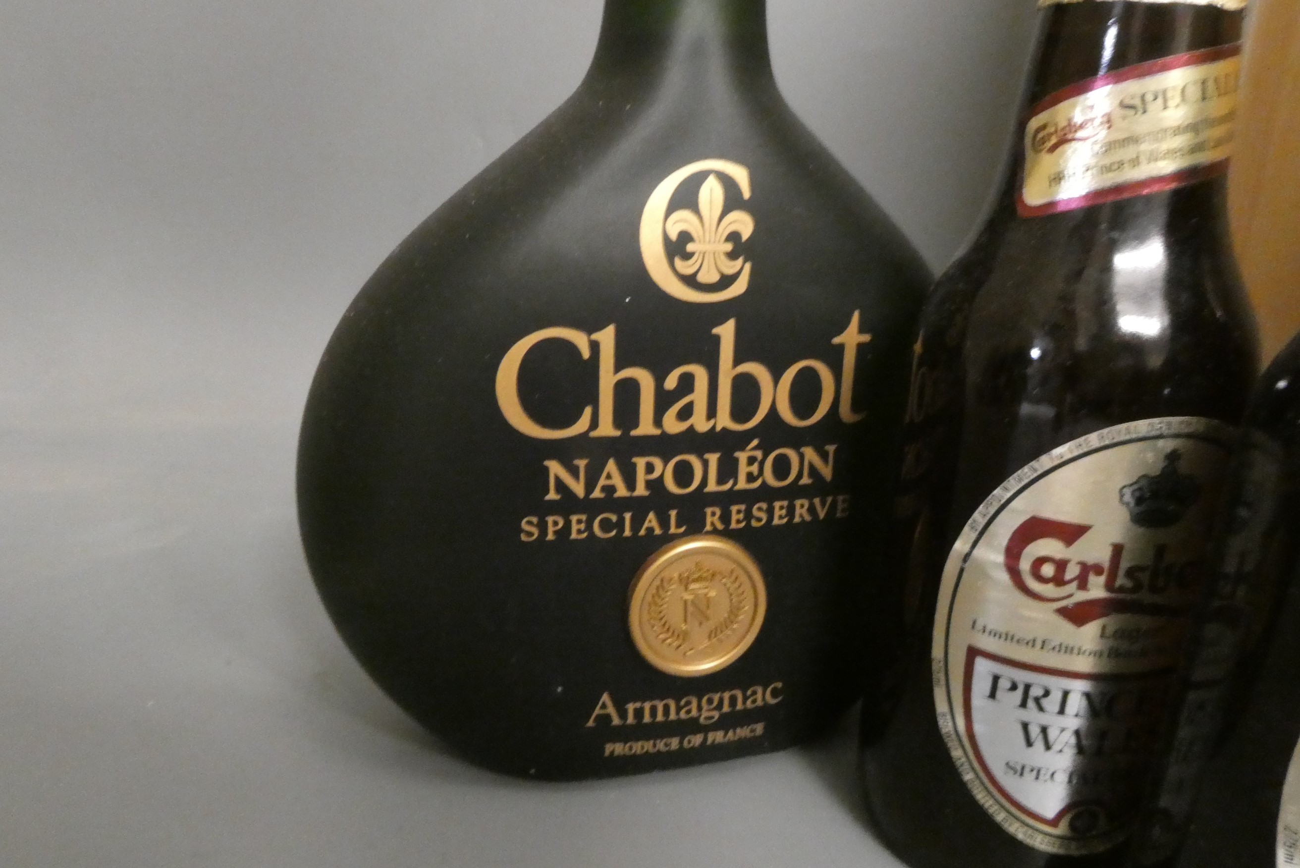 Seven bottles of mixed alcohol Image