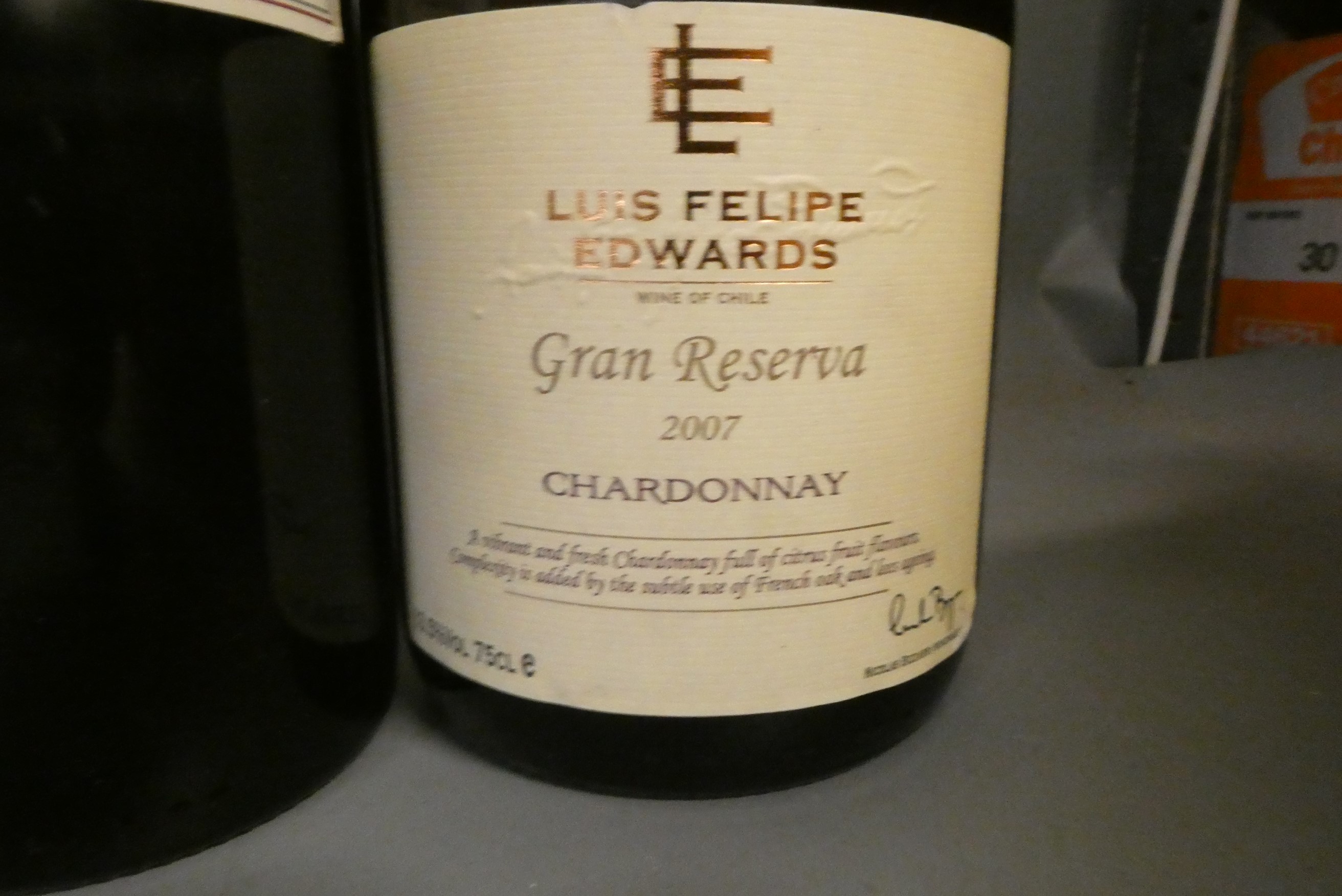 Eight bottles of new world wine Image