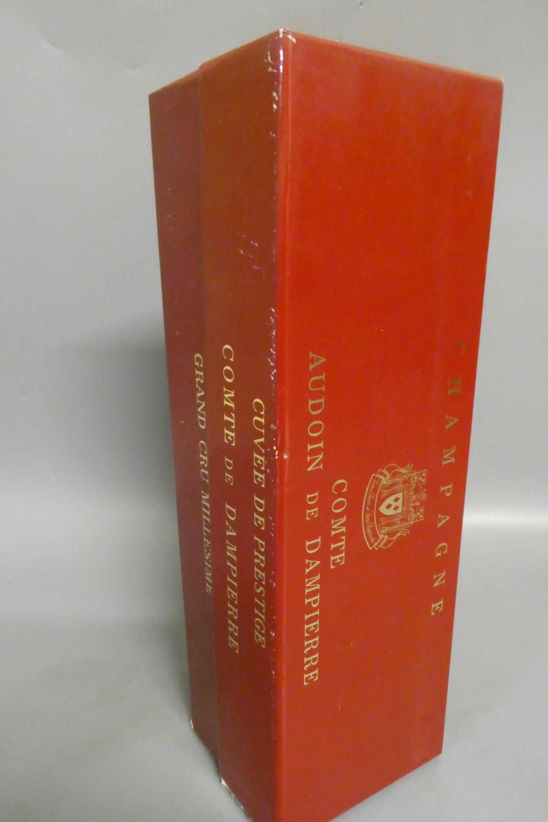 One bottle Comte a. de Dampierre Prestige 1998 champagne, de grand cru, boxed with scissors to open Image