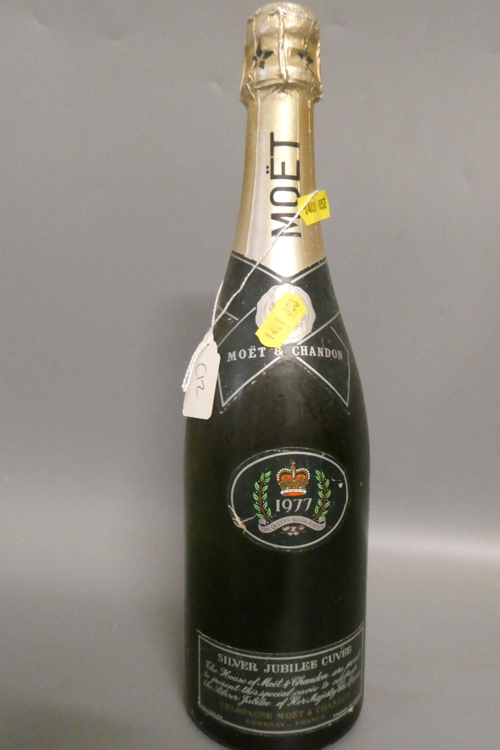 One bottle Moet & Chandon 1977 Silver Jubilee Cuvee (Est. plus 24% premium inc. VAT) Image