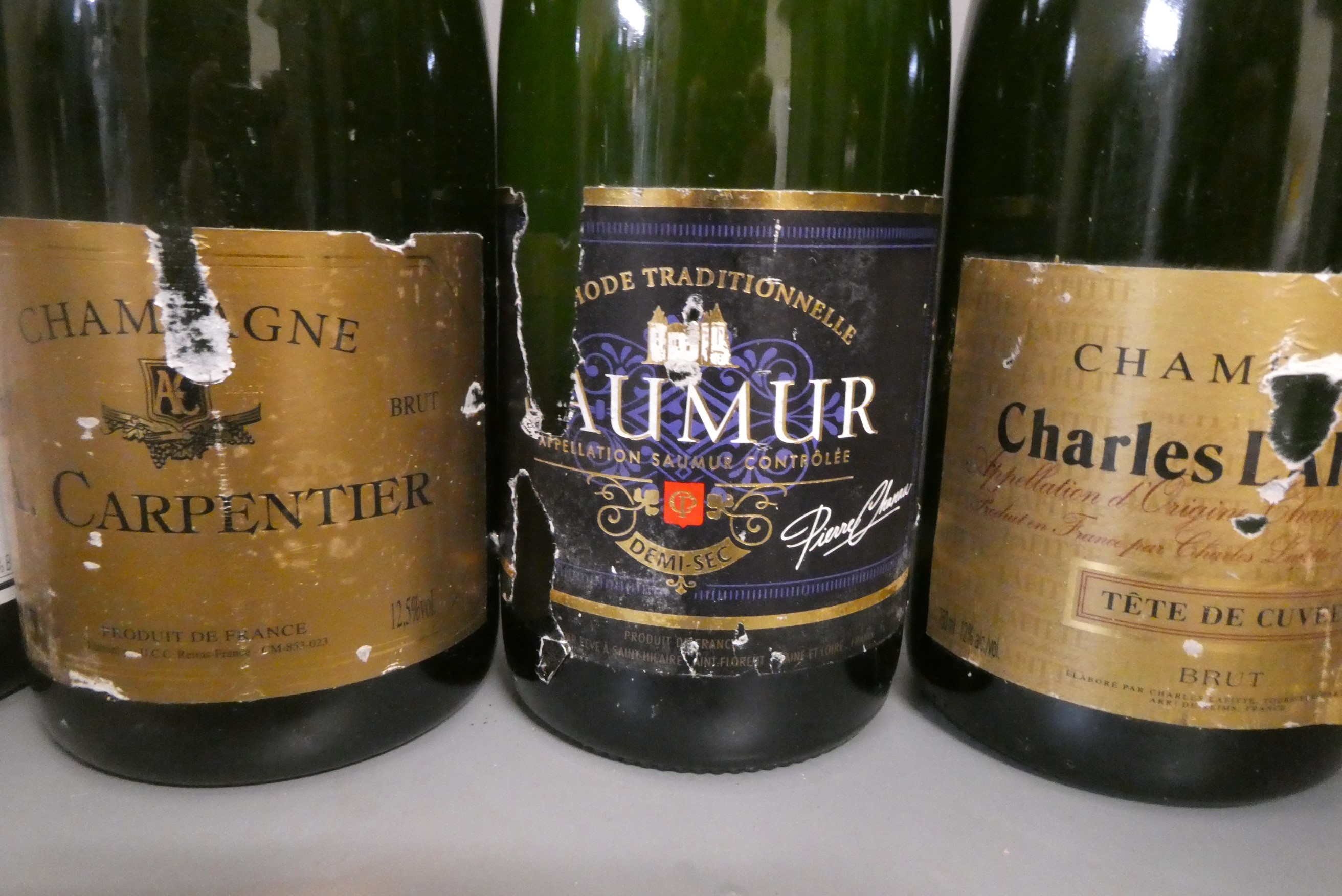 Five bottles of champagne & sparkling wine Image