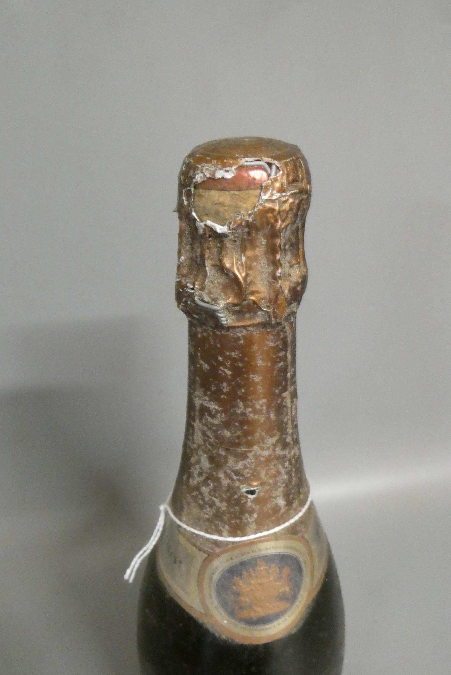 One bottle Veuve Clicquot Ponsardin, Royal Celebration cuvee 1976 brut rose champagne (Est. plus 24% Image