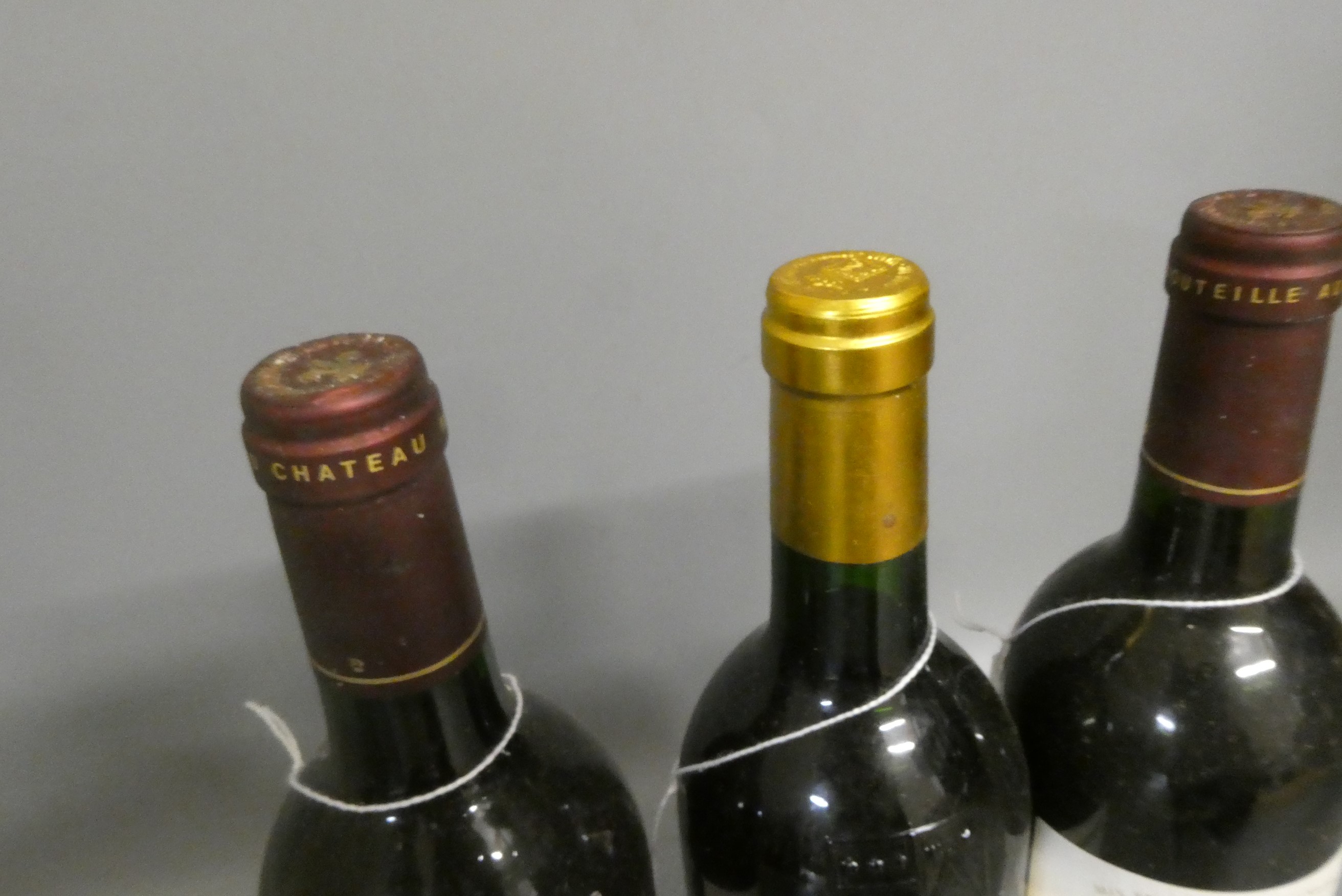 Three bottles of red bordeaux, comprising one Chateau Pichon Longueville, 1993, Comtesse de Lalande, Image