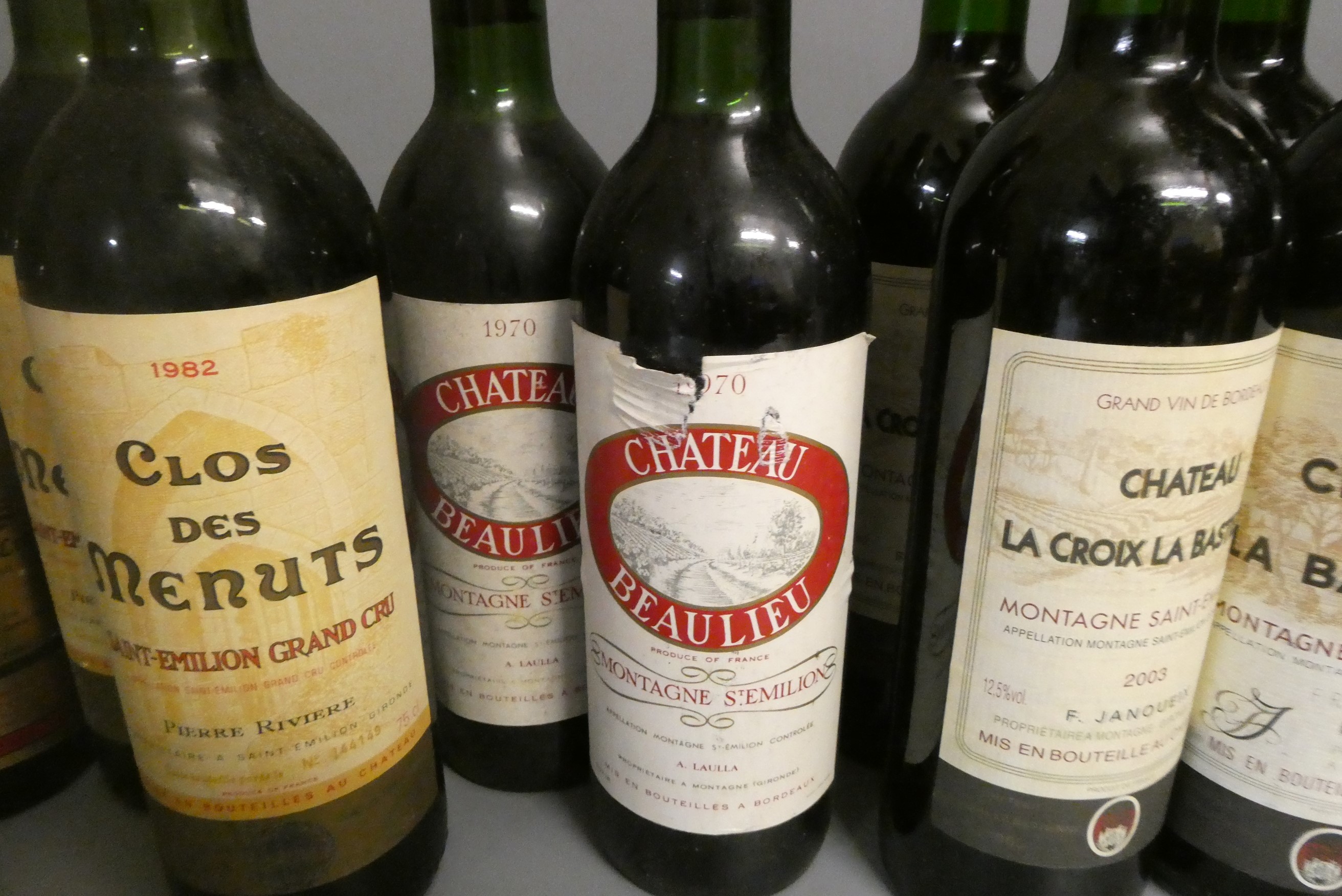 Fifteen bottles of Saint Emilion red Image