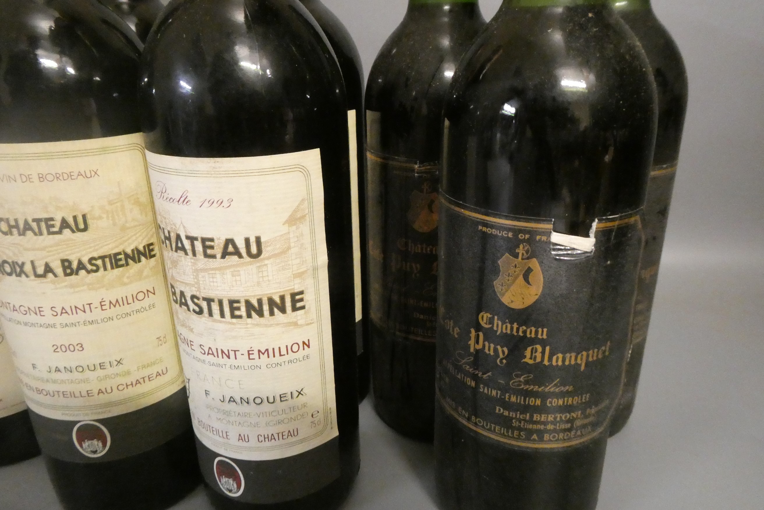 Fifteen bottles of Saint Emilion red Image