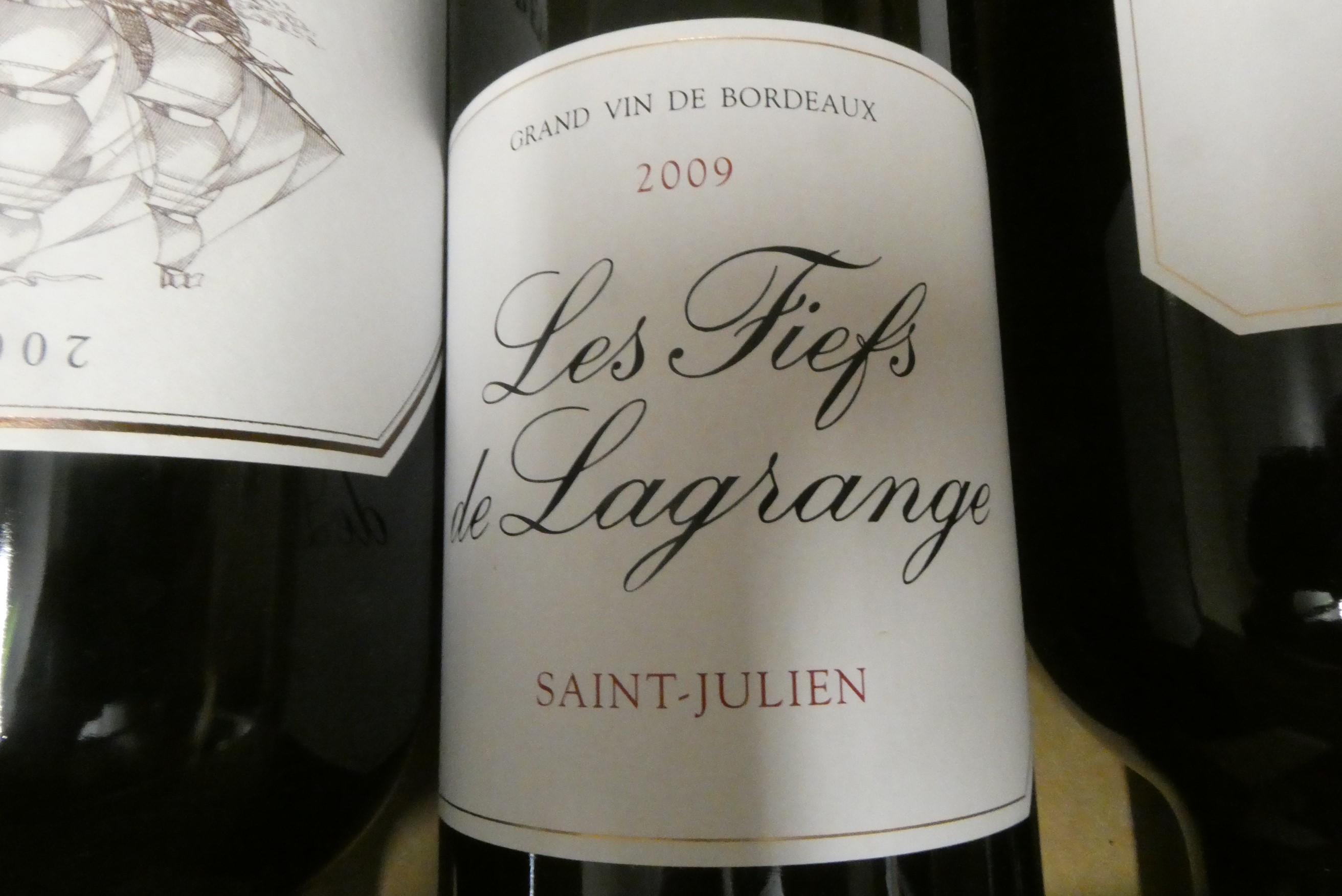 Six bottles Saint-Julien 2009 Bordeaux, comprising three Amiral de Beychevelle and three Les Fiefs Image