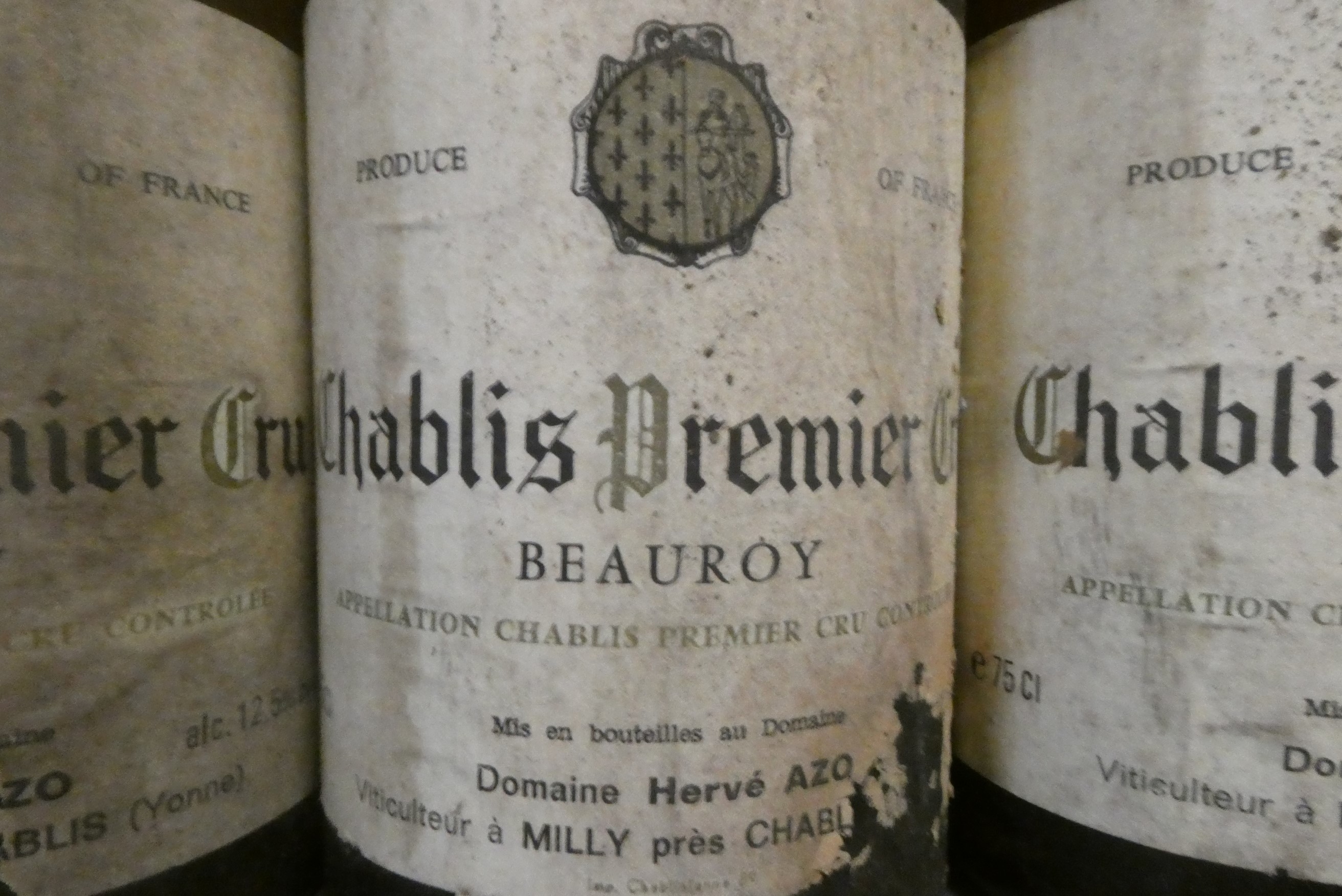 Eleven bottles Chablis Premier Cru, 1984, Beauroy, Domaine Herve Azo (Est. plus 24% premium inc. Image