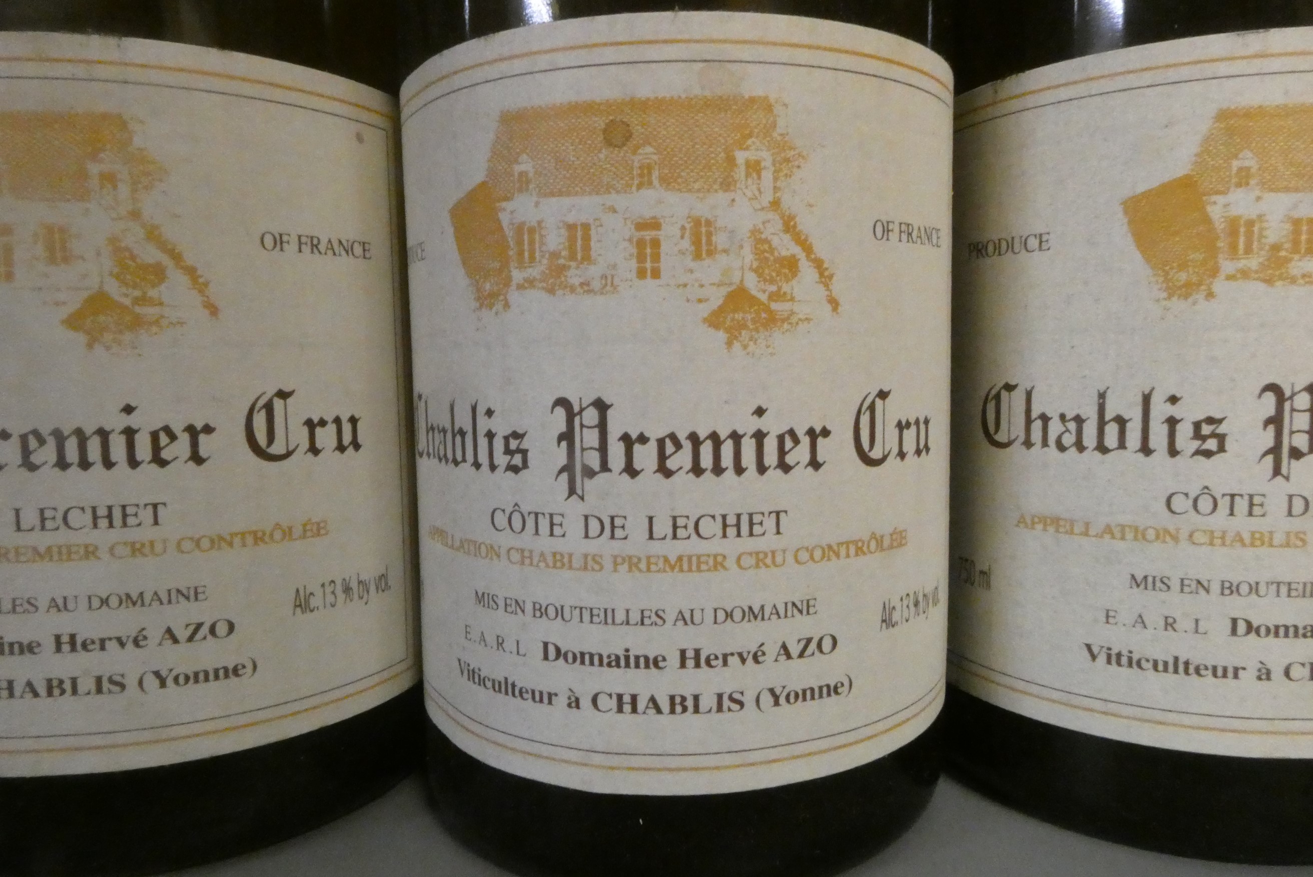 Seventeen bottles Chablis Premier Cru, Cote de Lechet, Domaine Herve Azo, comprising ten 1999, two Image