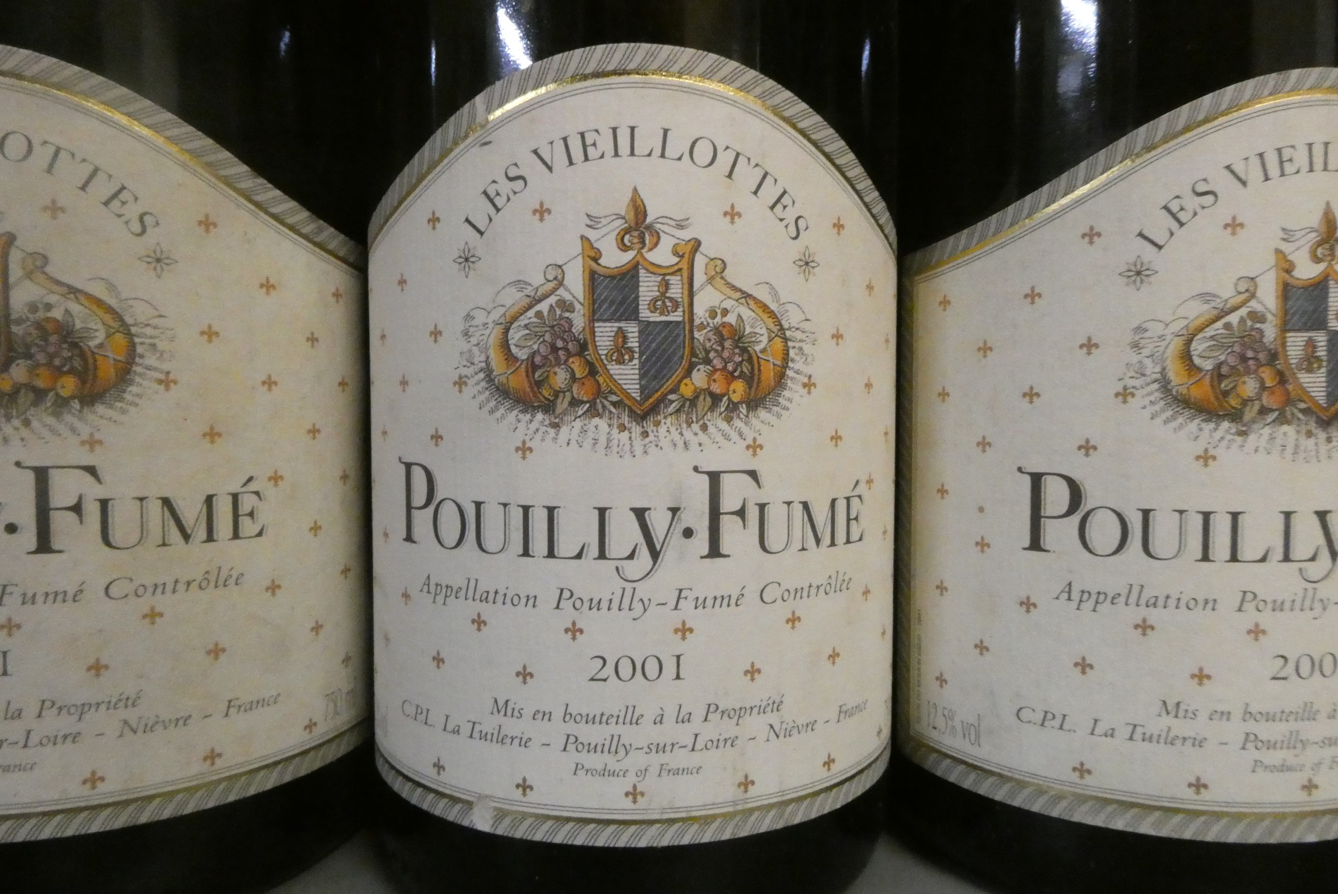 Nine bottles Pouilly-Fume, 2001, Les Vieillottes (Est. plus 24% premium inc. VAT) Image