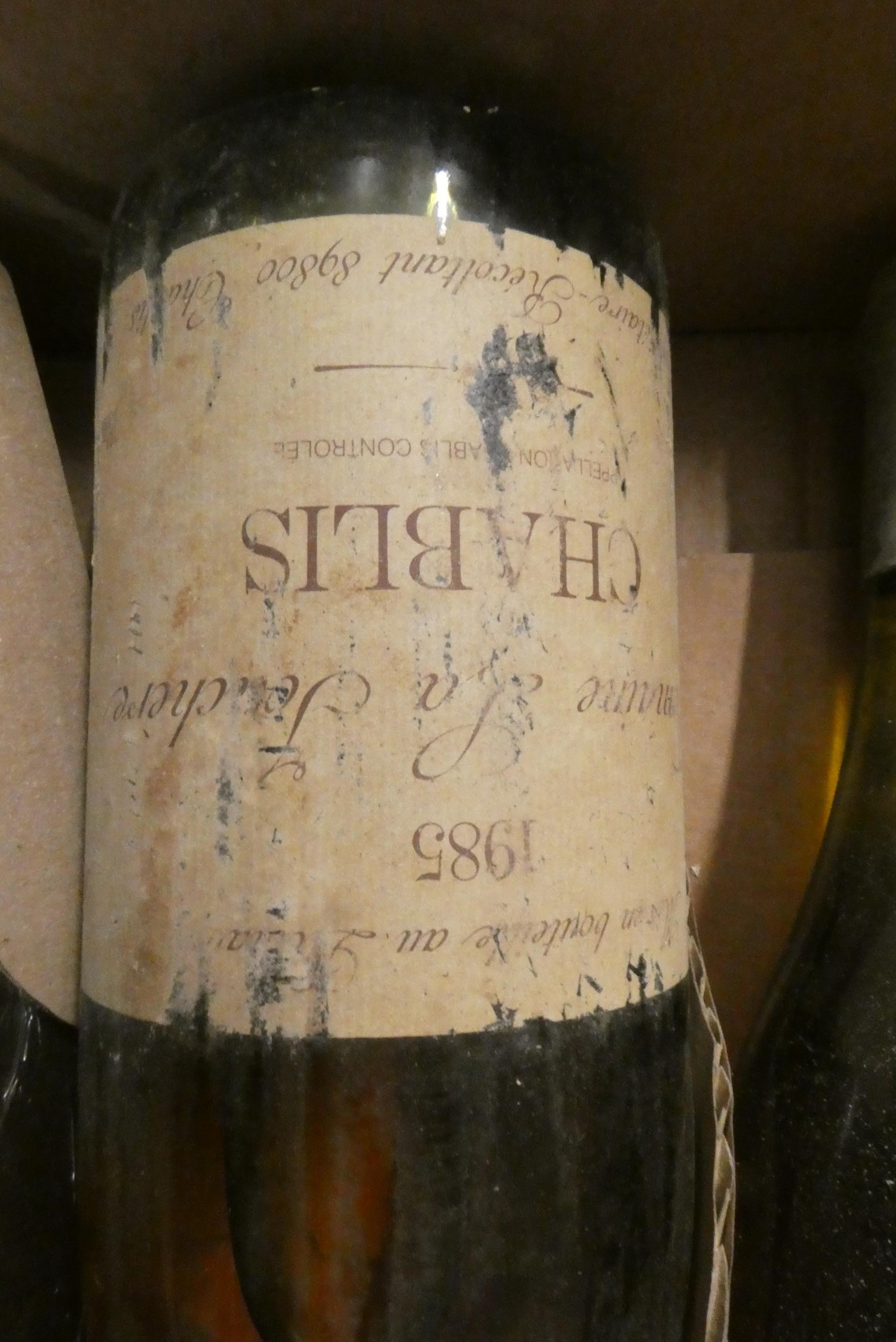 Six bottles Chablis, 1985, Domaine la Jouchere (Est. plus 24% premium inc. VAT) Image