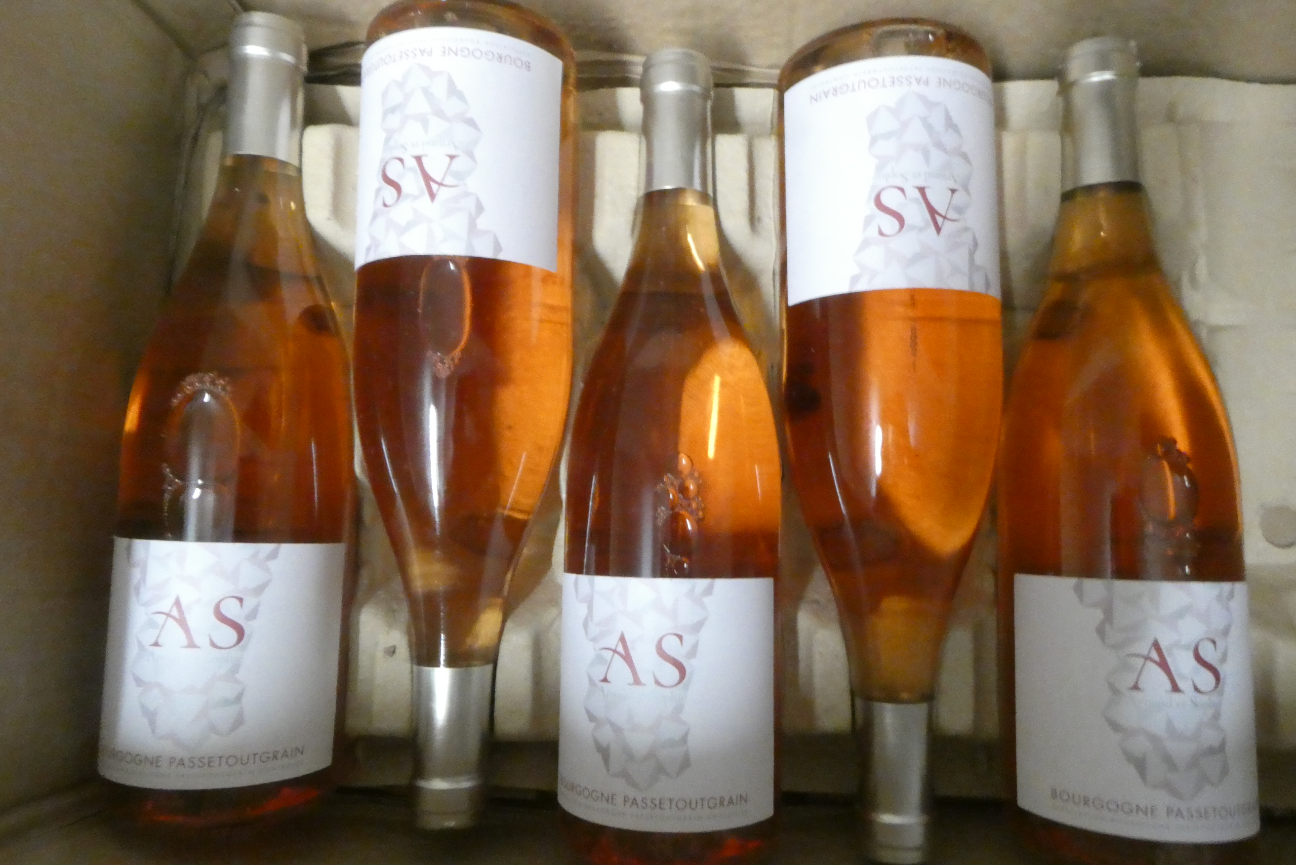 Five bottles Bourgogne Passetoutgrain, 2018, Arnaud et Sophie, OC (Est. plus 24% premium inc. VAT) Image