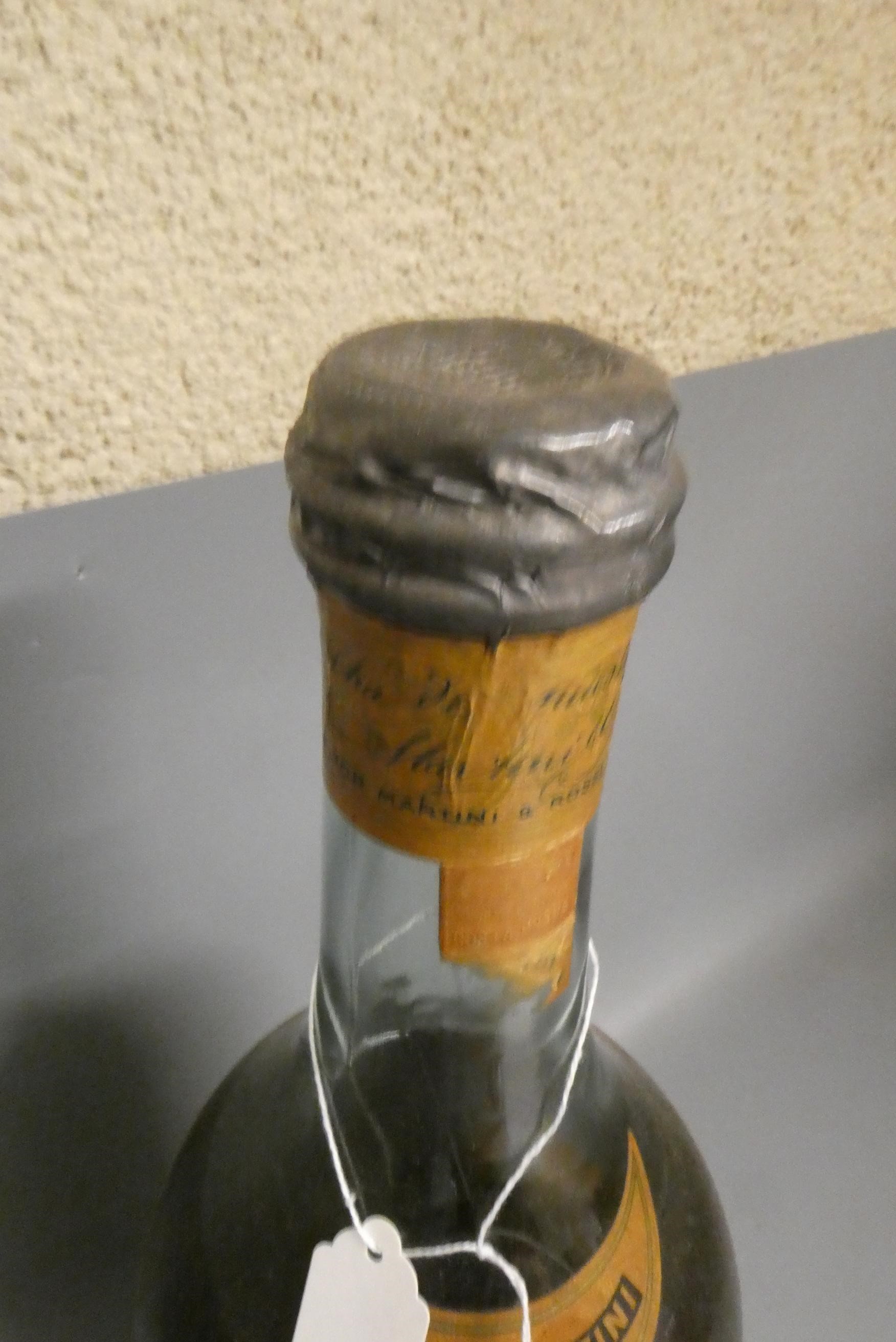 A very large vintage bottle Martini vino vermut, 52cm tall, possibly a jeroboam (Est. plus 24% Image