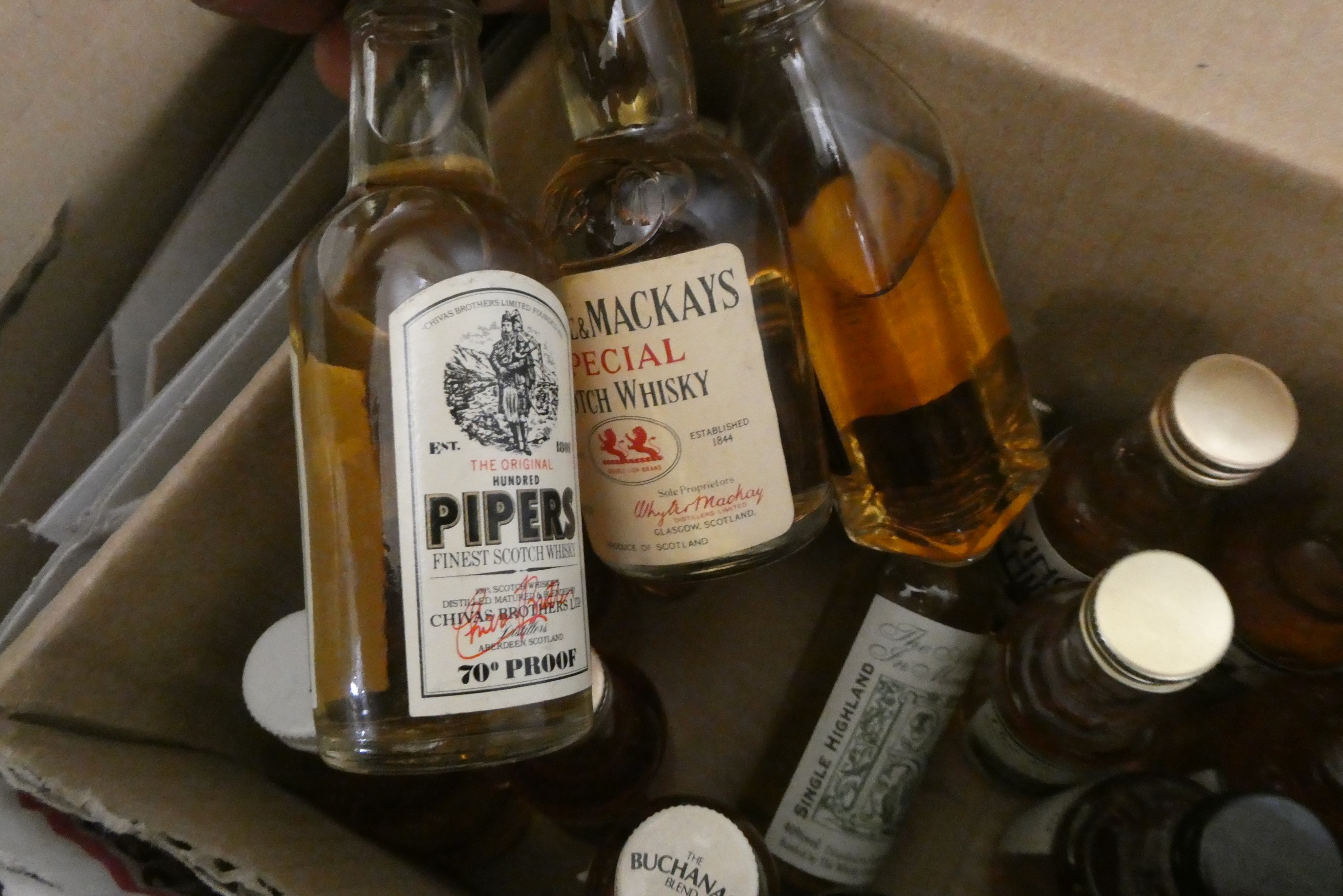 Approximately 100 whisky miniatures Image