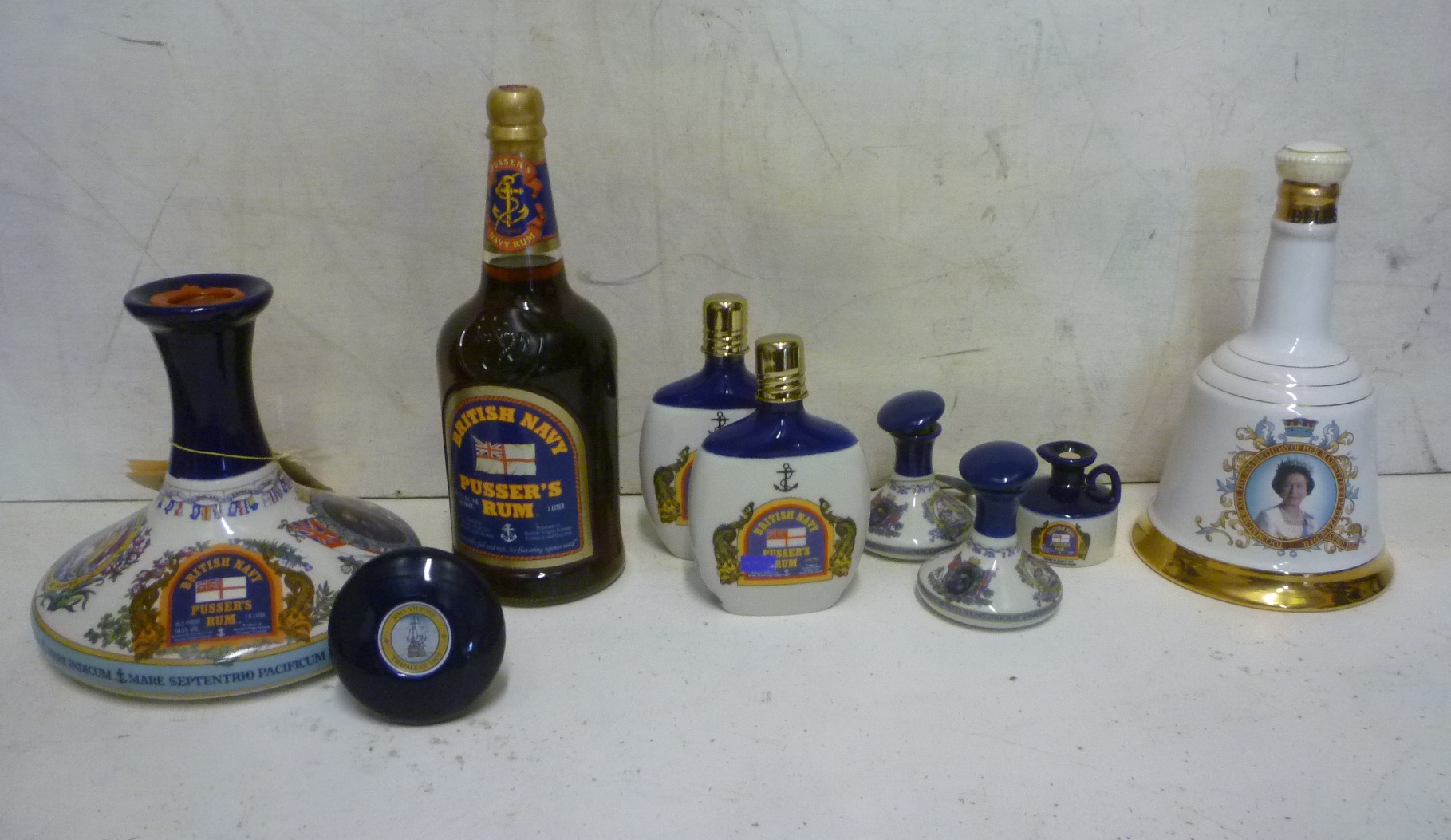 One litre Pusser's British Navy Rum Image