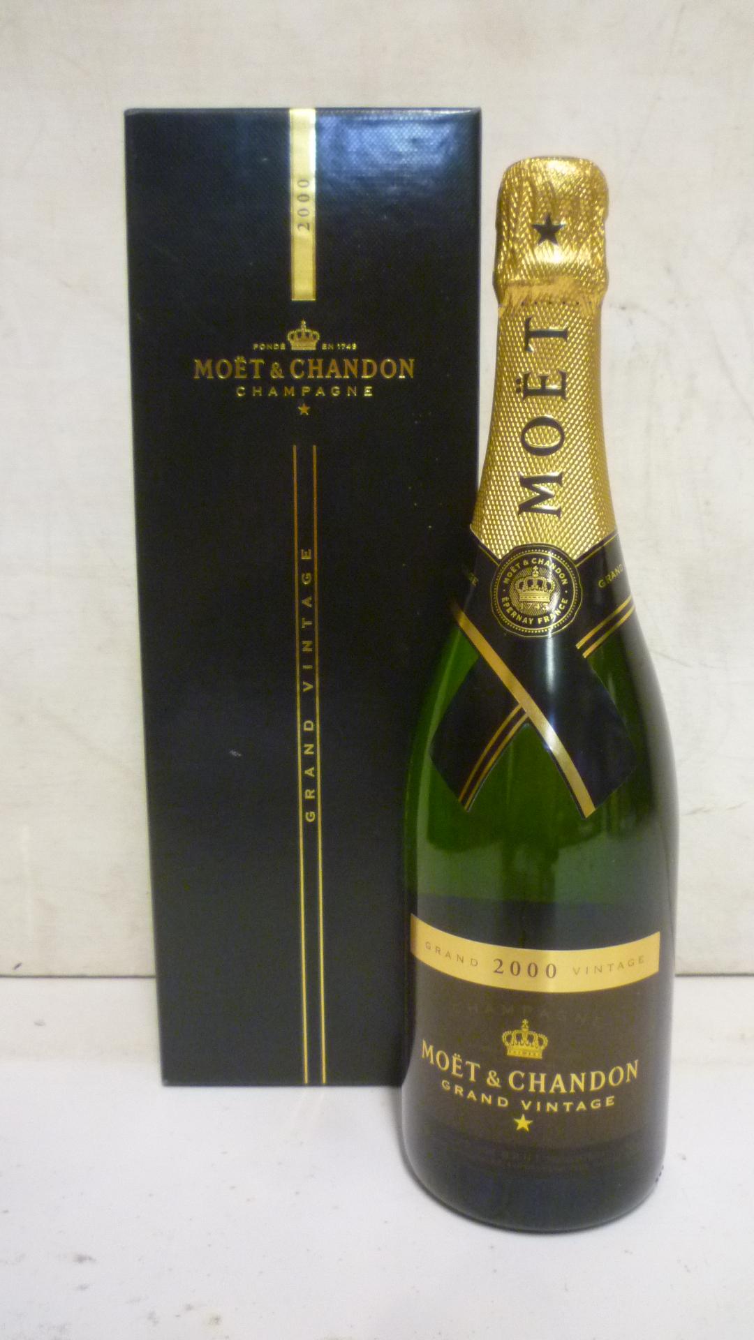 One bottle 200 Moet & Chandon Grand Vintage Image