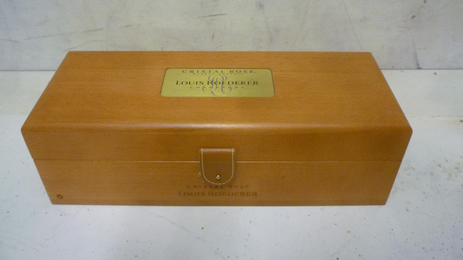 One bottle 1995 Louis Roederer Cristal Rose Image
