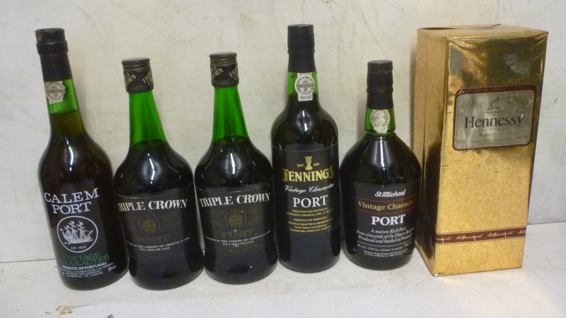 One bottle Calem Vintage Character Image