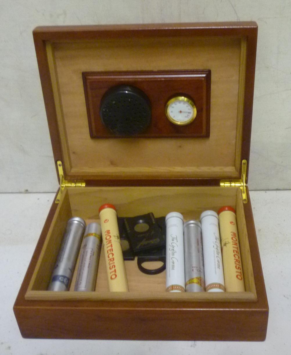 A mahogany humidor Image