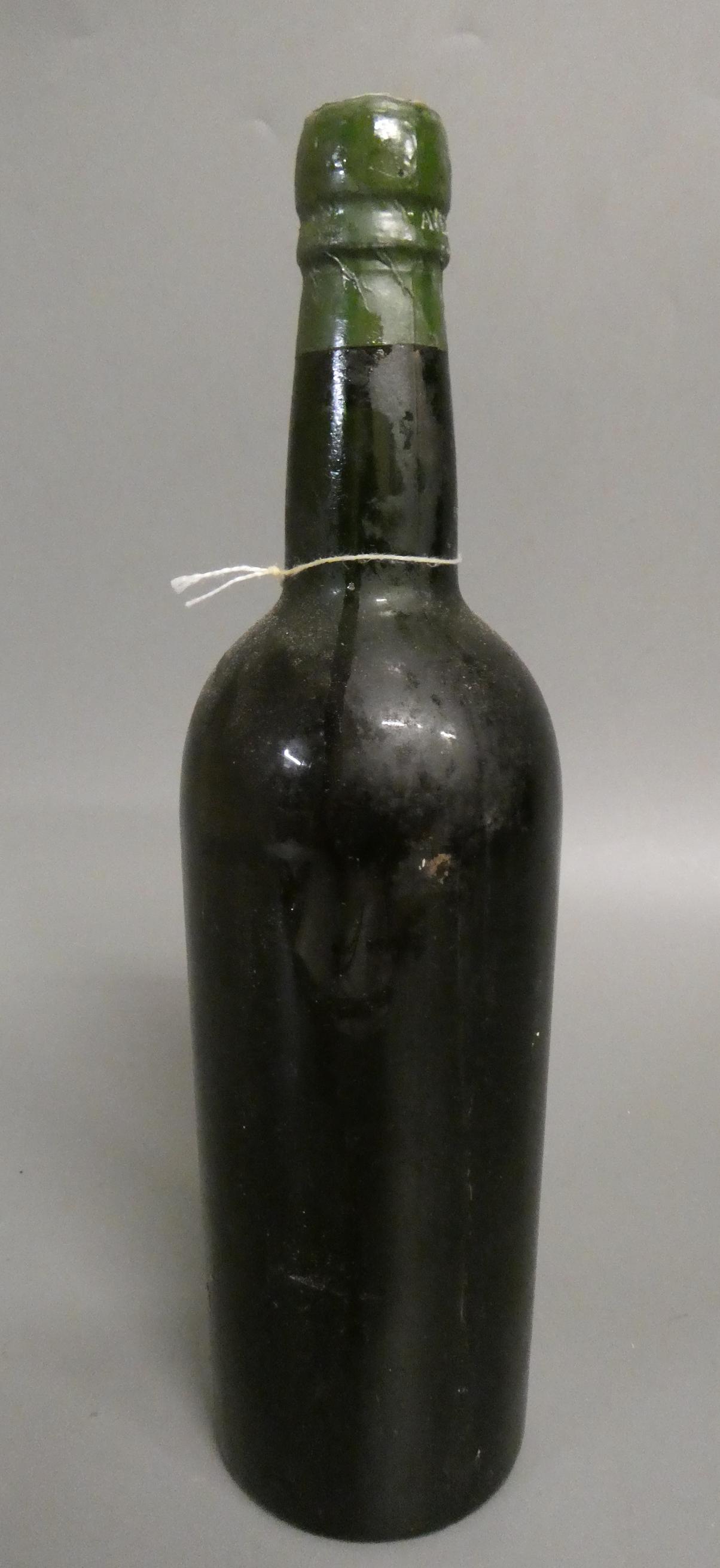 1 bottle Fonseca 1963 vintage port (Est. plus 24% premium inc. VAT) Image