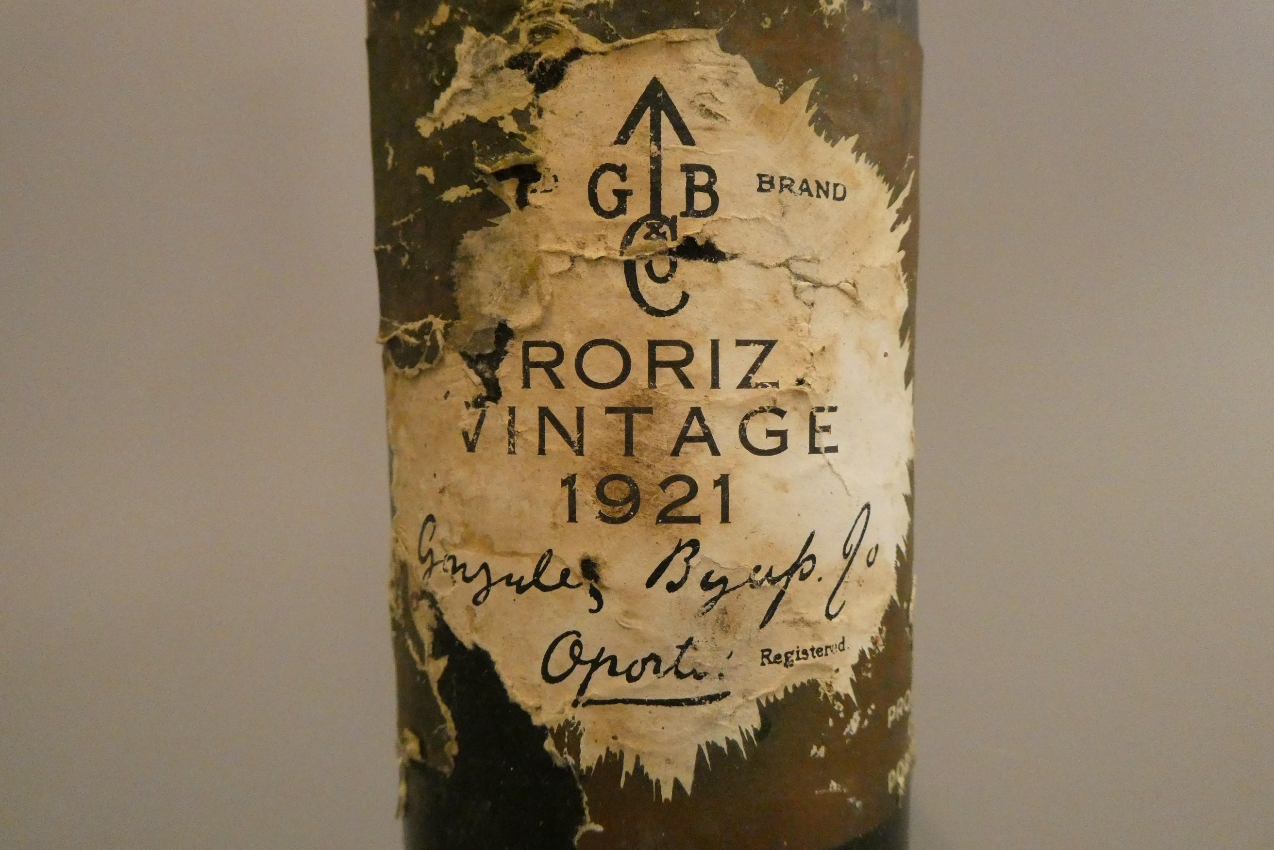 1 bottle Roriz 1921 vintage port (Est. plus 24% premium inc. VAT) Image