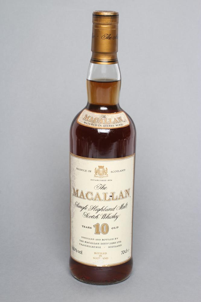 1 bottle The Macallan 10 year old Single Highland malt whisky, 40% vol. (Est. plus 24% premium inc. Image