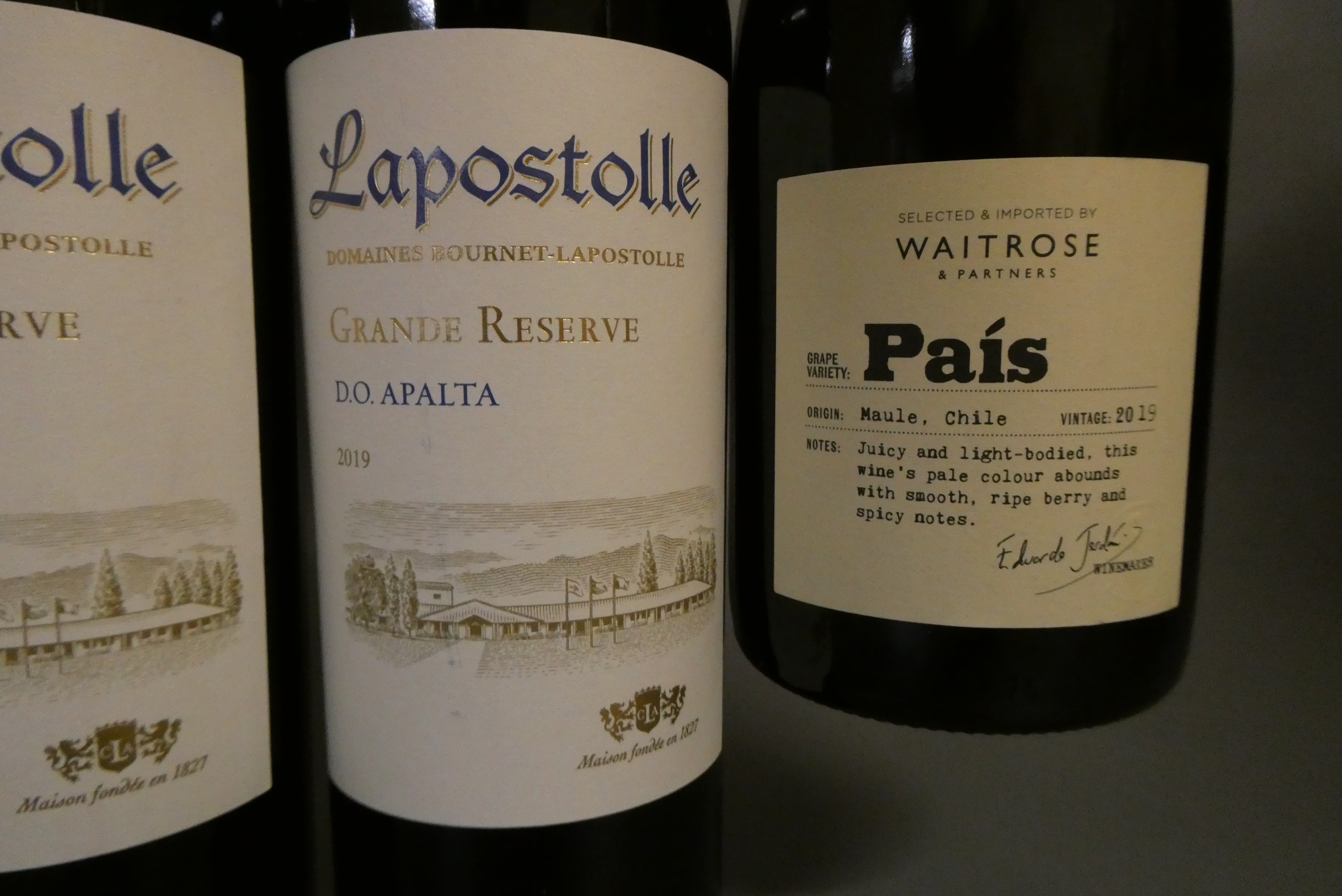 8 bottles of Chilean red wine, comprising 7 Lapostolle, 2019, Domaines Bournet-Lapostolle, and 1 Image