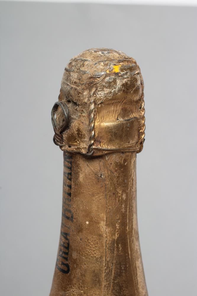 1 bottle Krug, 1953, champagne, private cuvee, extra sec (Est. plus 24% premium inc. VAT) Image