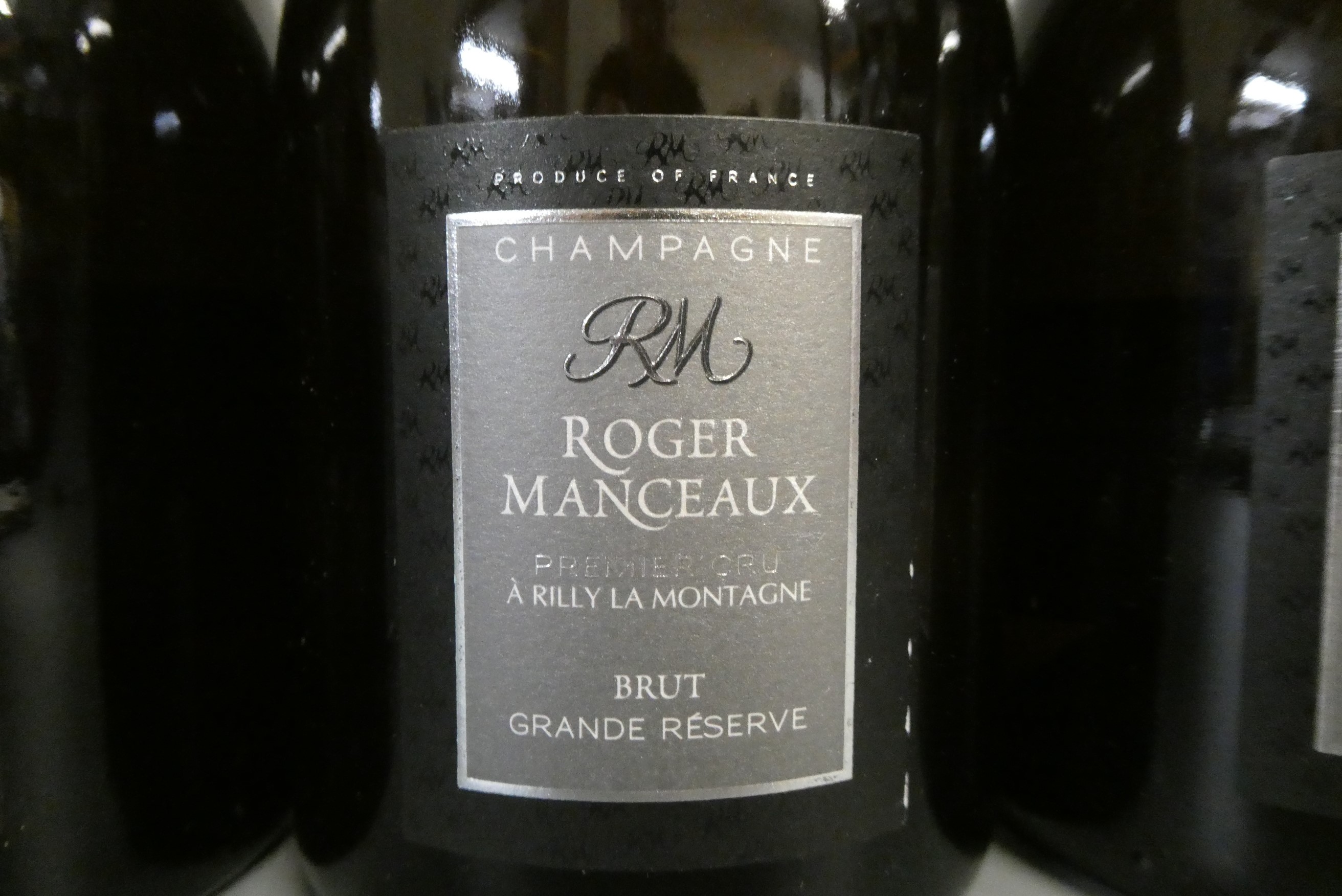 4 bottles Roger Manceaux, brut grand reserve, premier cru (Est. plus 24% premium inc. VAT) Image