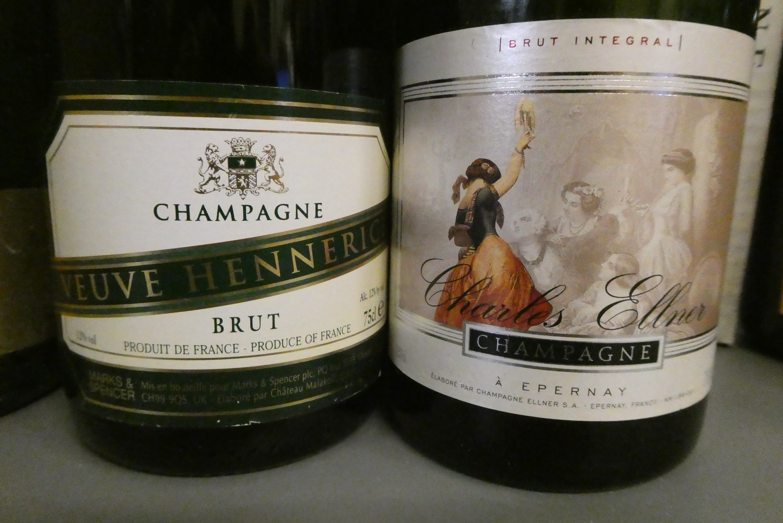 6 bottles of champagne, comprising 4 bottles Charles Ellner, 1 bottle Veuve Hennerick and 1 Bricout Image