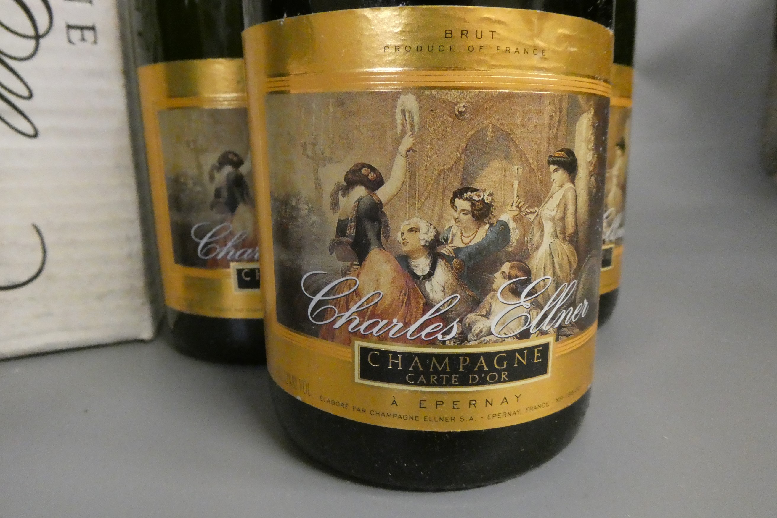 6 bottles of champagne, comprising 4 bottles Charles Ellner, 1 bottle Veuve Hennerick and 1 Bricout Image